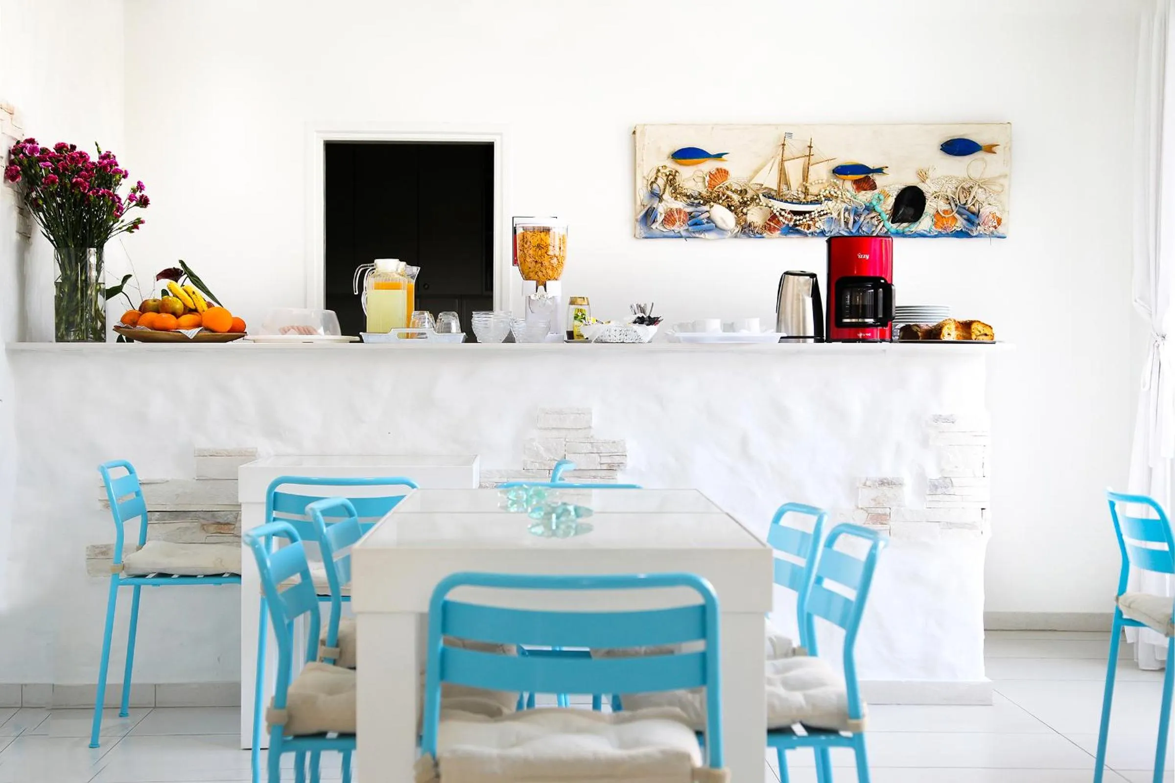 Food and drinks in Hotel Opera