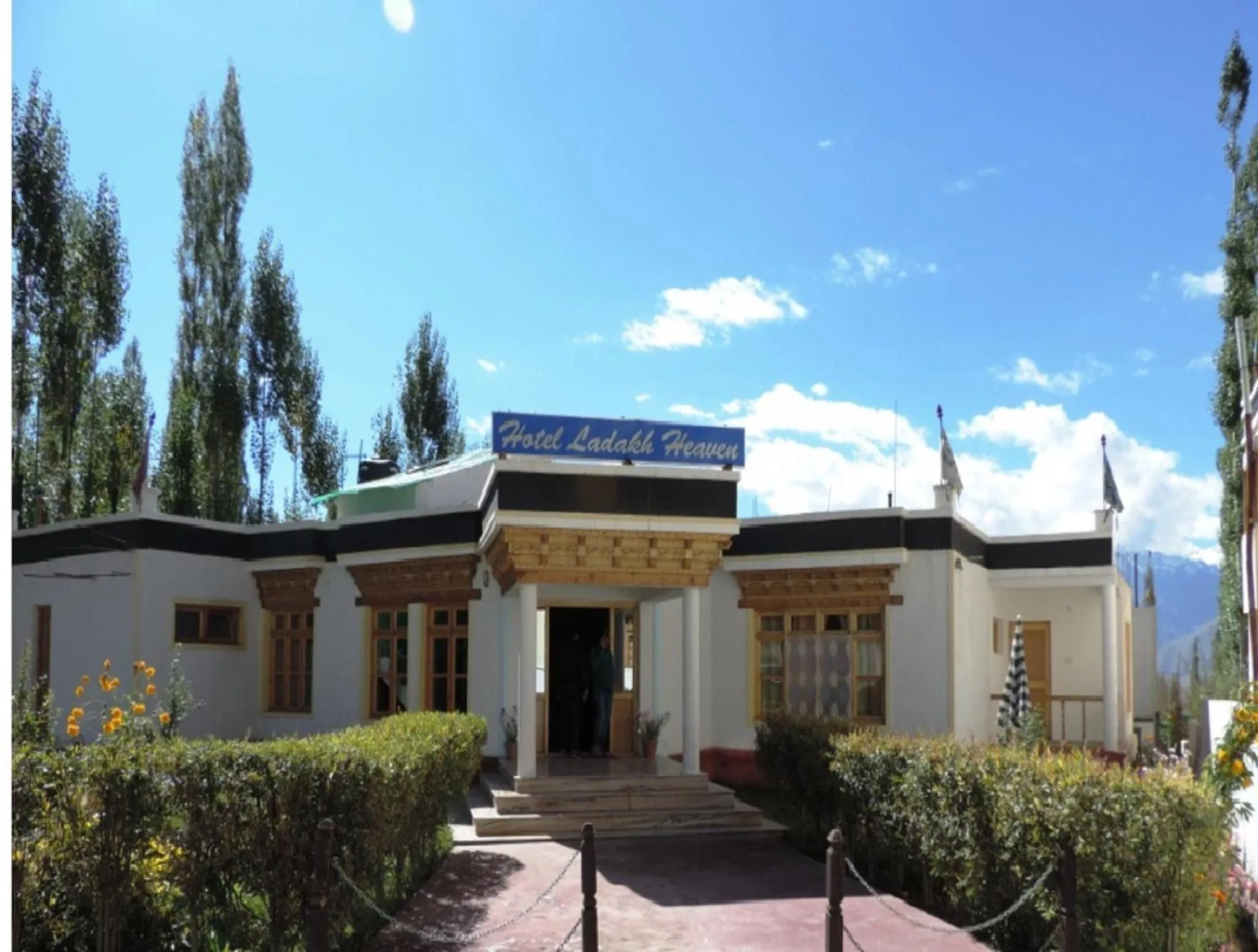 Facade/entrance in Hotel Ladakh Heaven