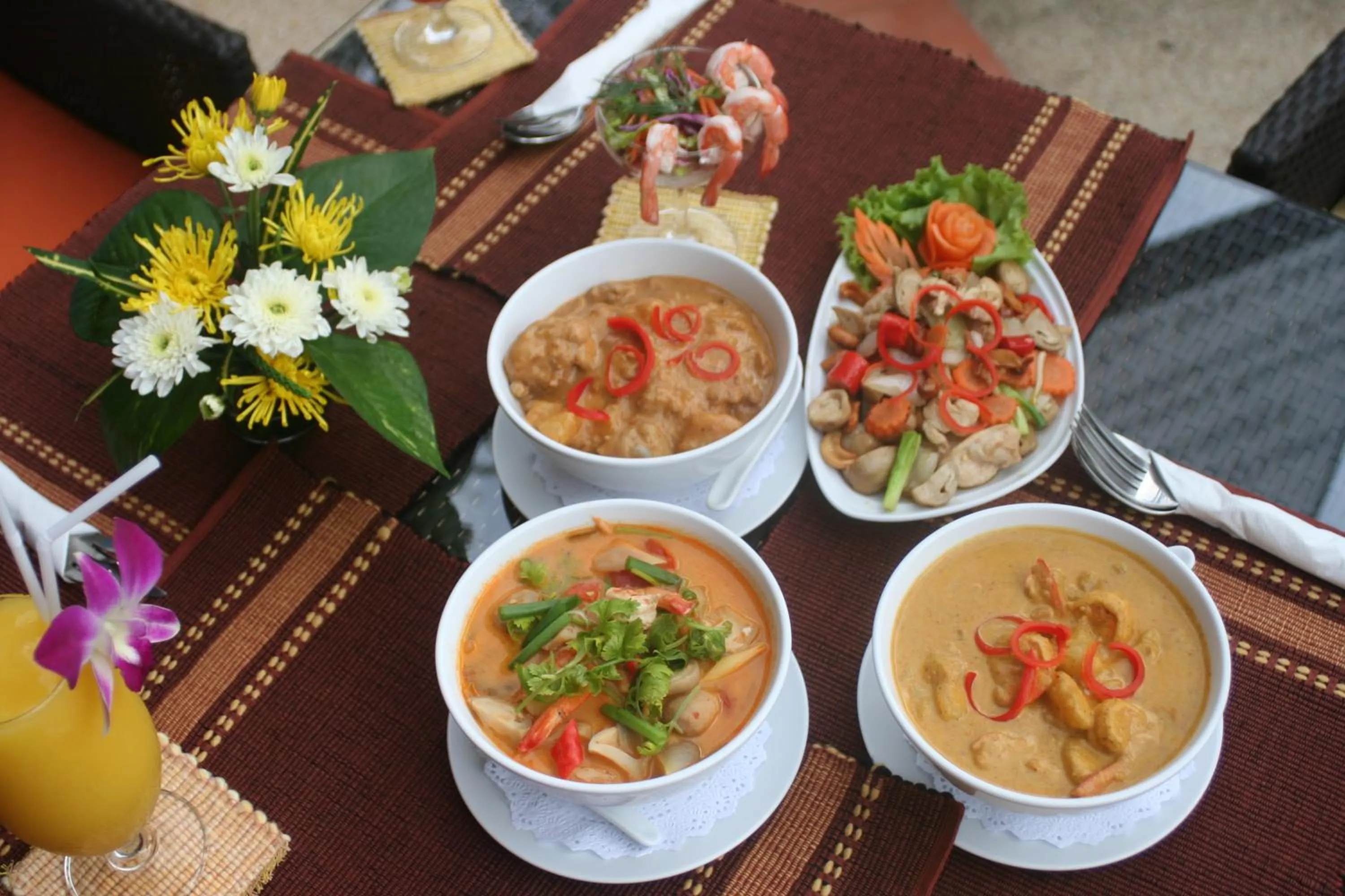 Food and drinks in Palmview Resort