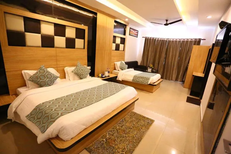 Bedroom in Hotel Maharaja Inn by Geetanjali Hotels