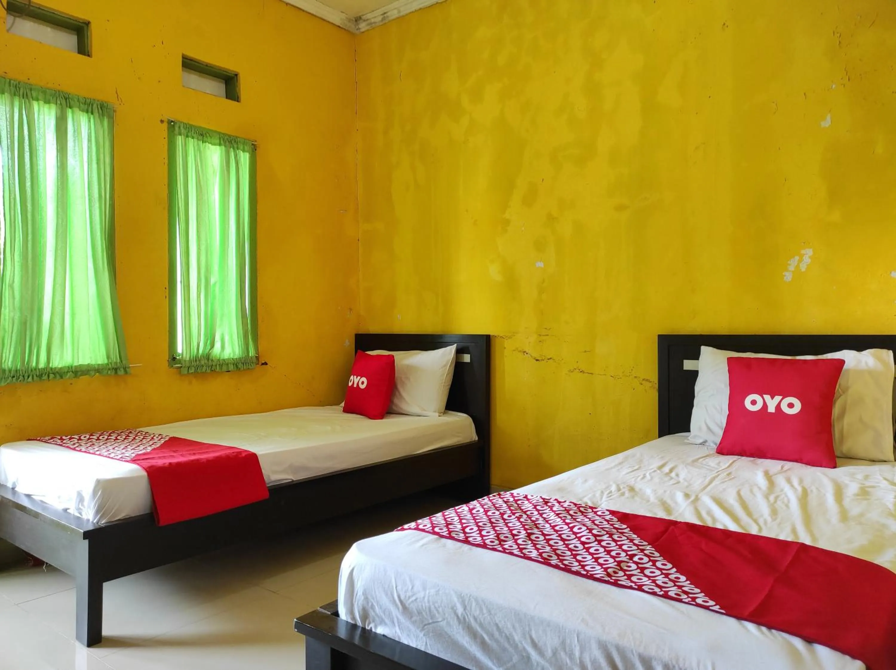 Bedroom, Bed in OYO 90333 Wisma Tenang Jaya Syariah
