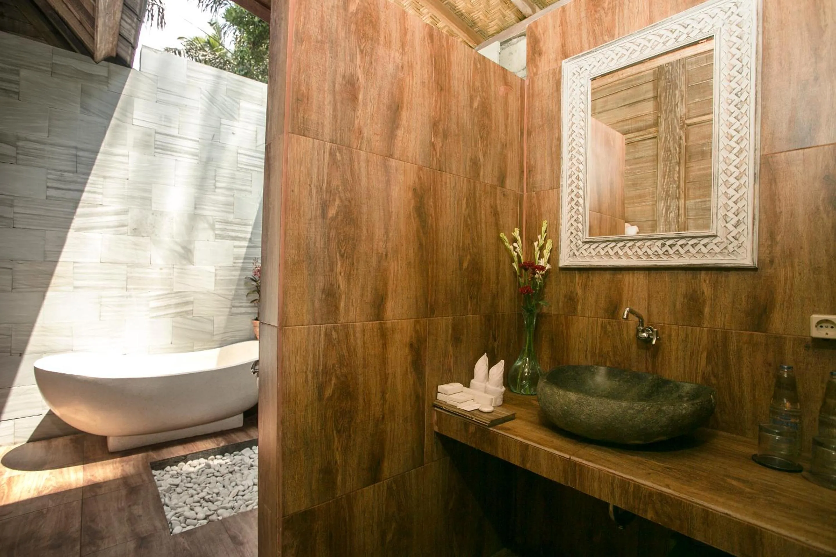 Bathroom in Pondok Sebatu Villa