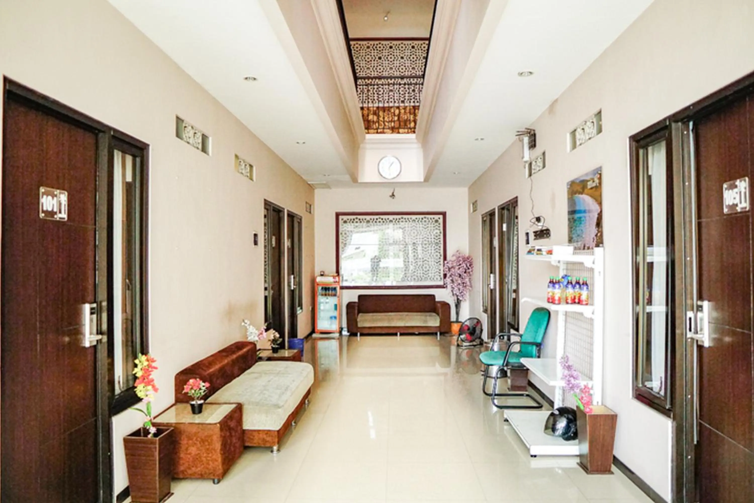 Audah Syariah Residence Mitra RedDoorz