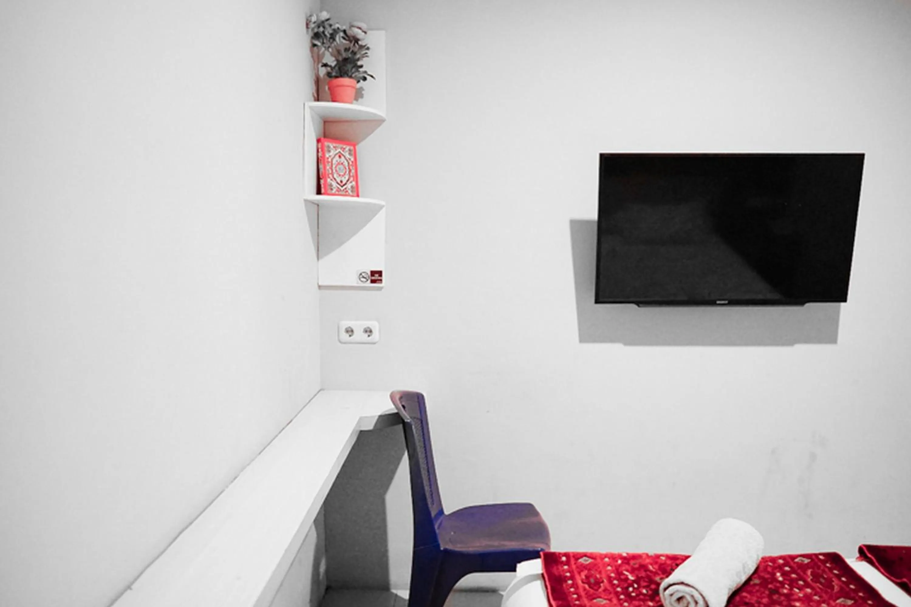 Audah Syariah Residence Mitra RedDoorz