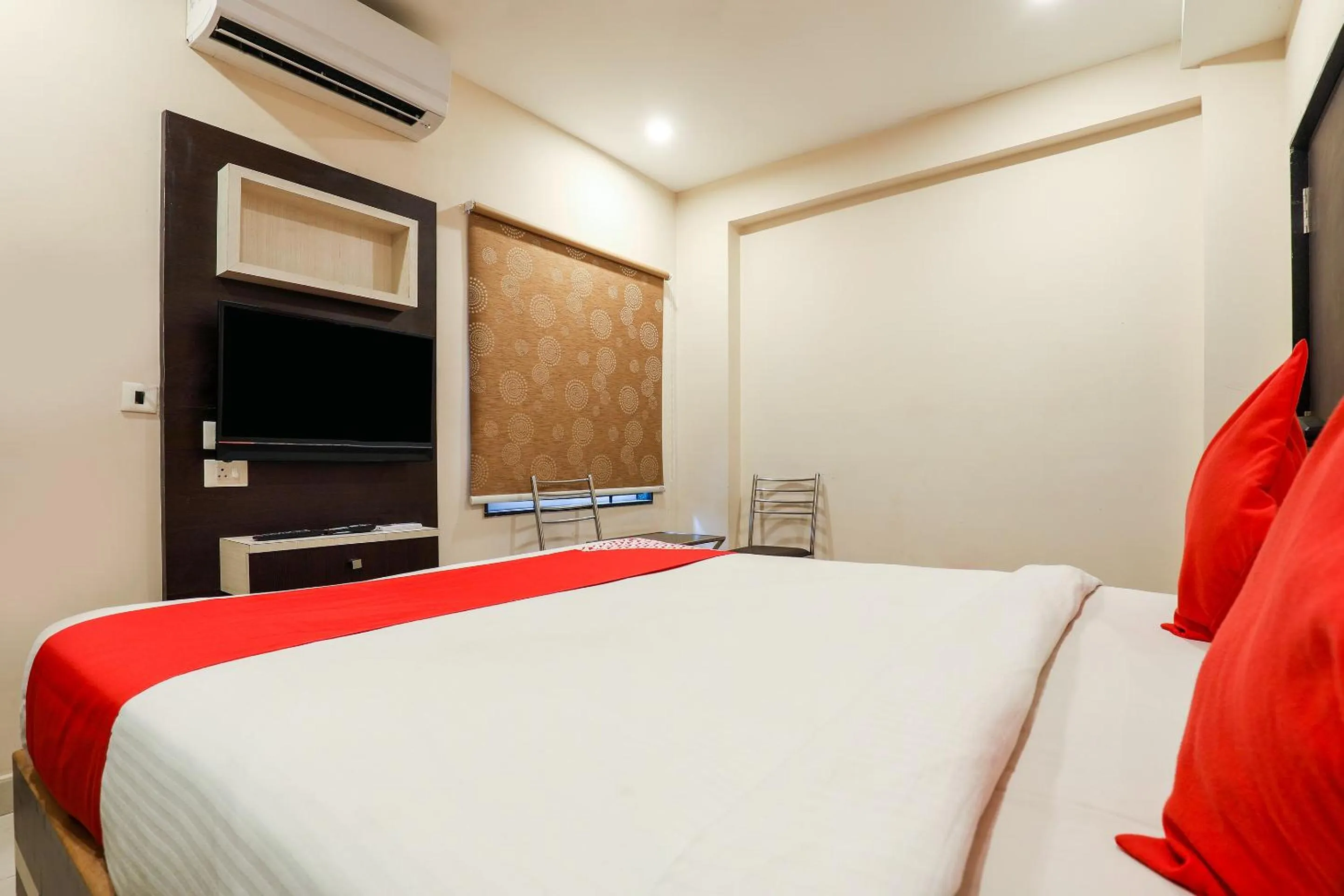 Bedroom in Hotel O Sr Residency