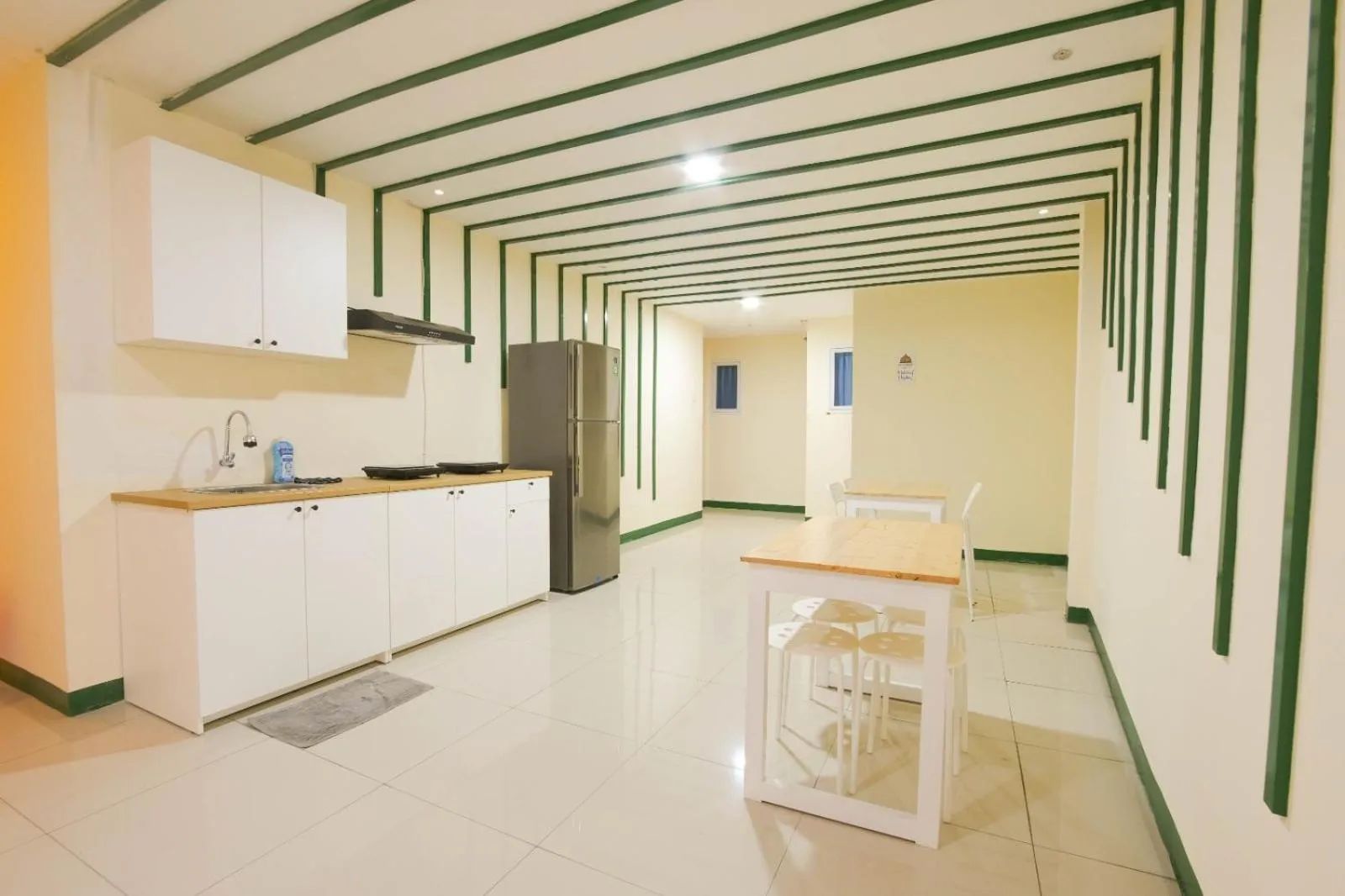 Kitchen or kitchenette in Le Paris Syariah Residence