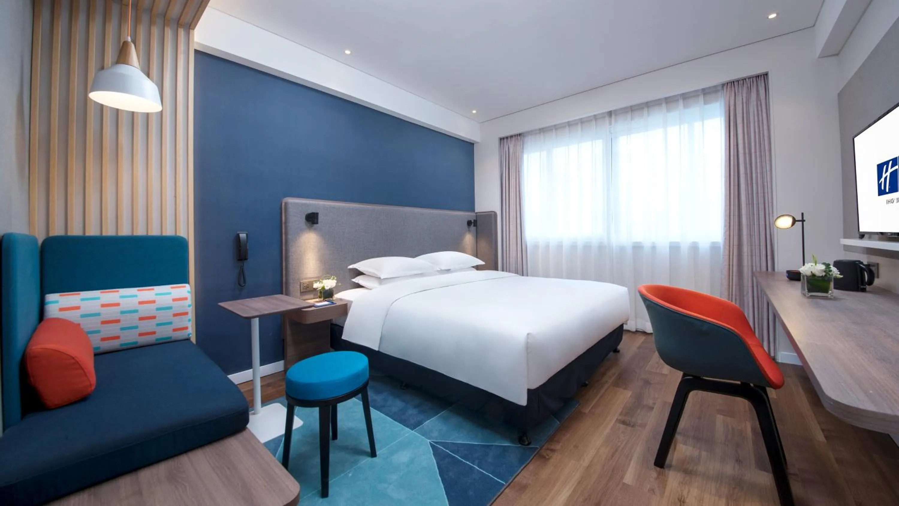 Photo of the whole room, Bed in Holiday Inn Express Xiamen LuShan