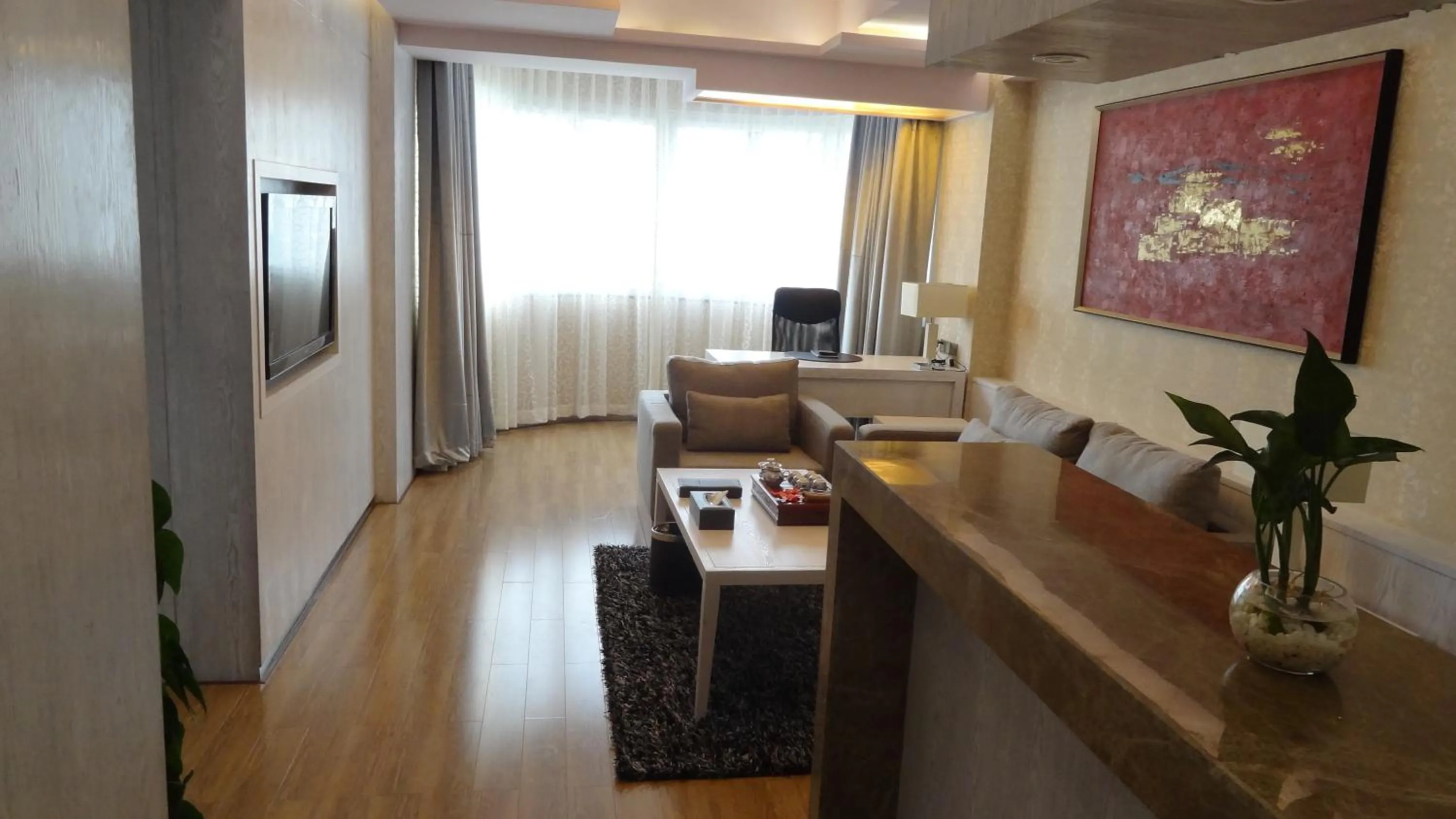 TV and multimedia in Holiday Inn Express Xiamen LuShan