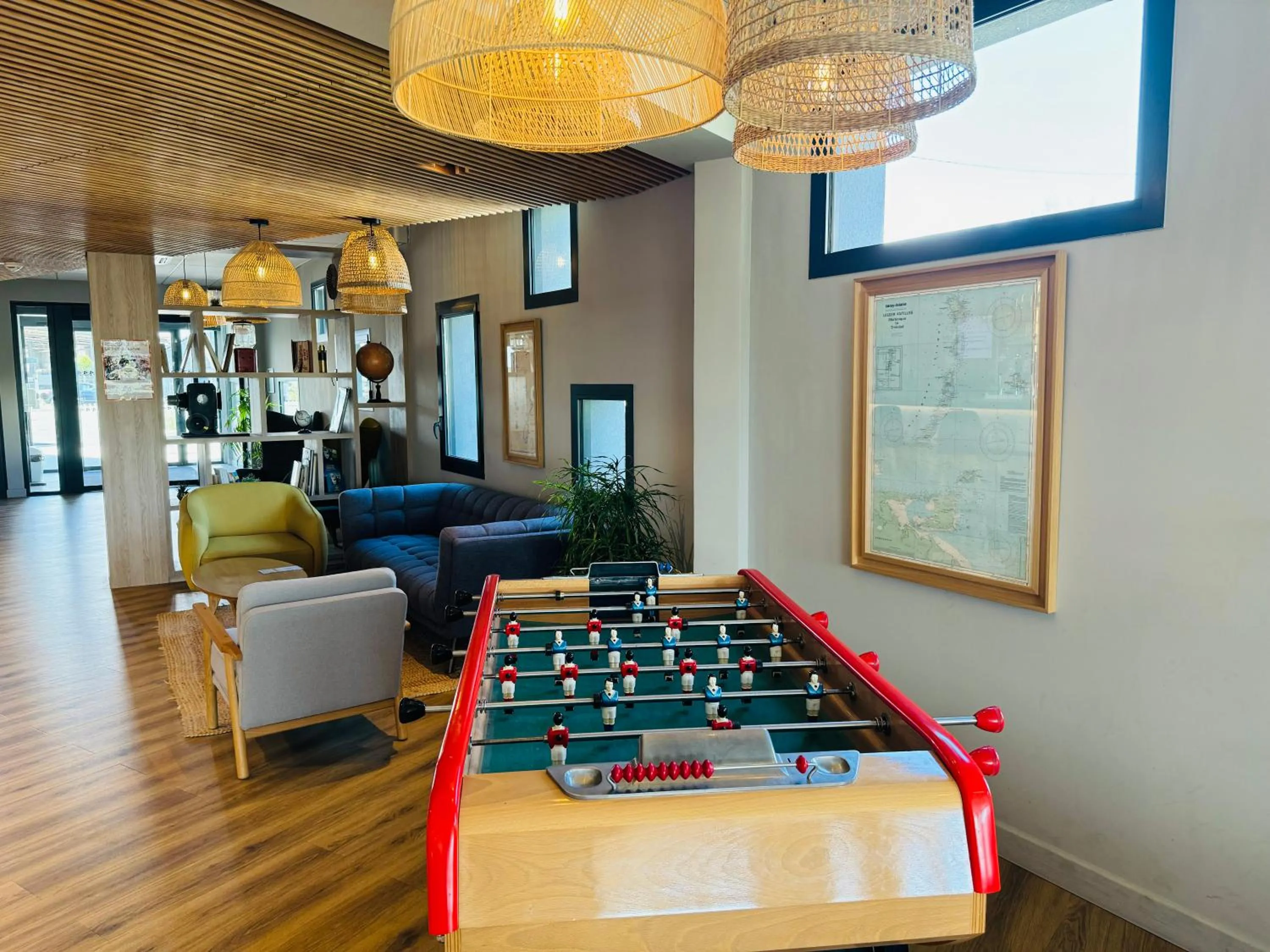 Game Room in Kyriad Bordeaux Nord Sainte Eulalie