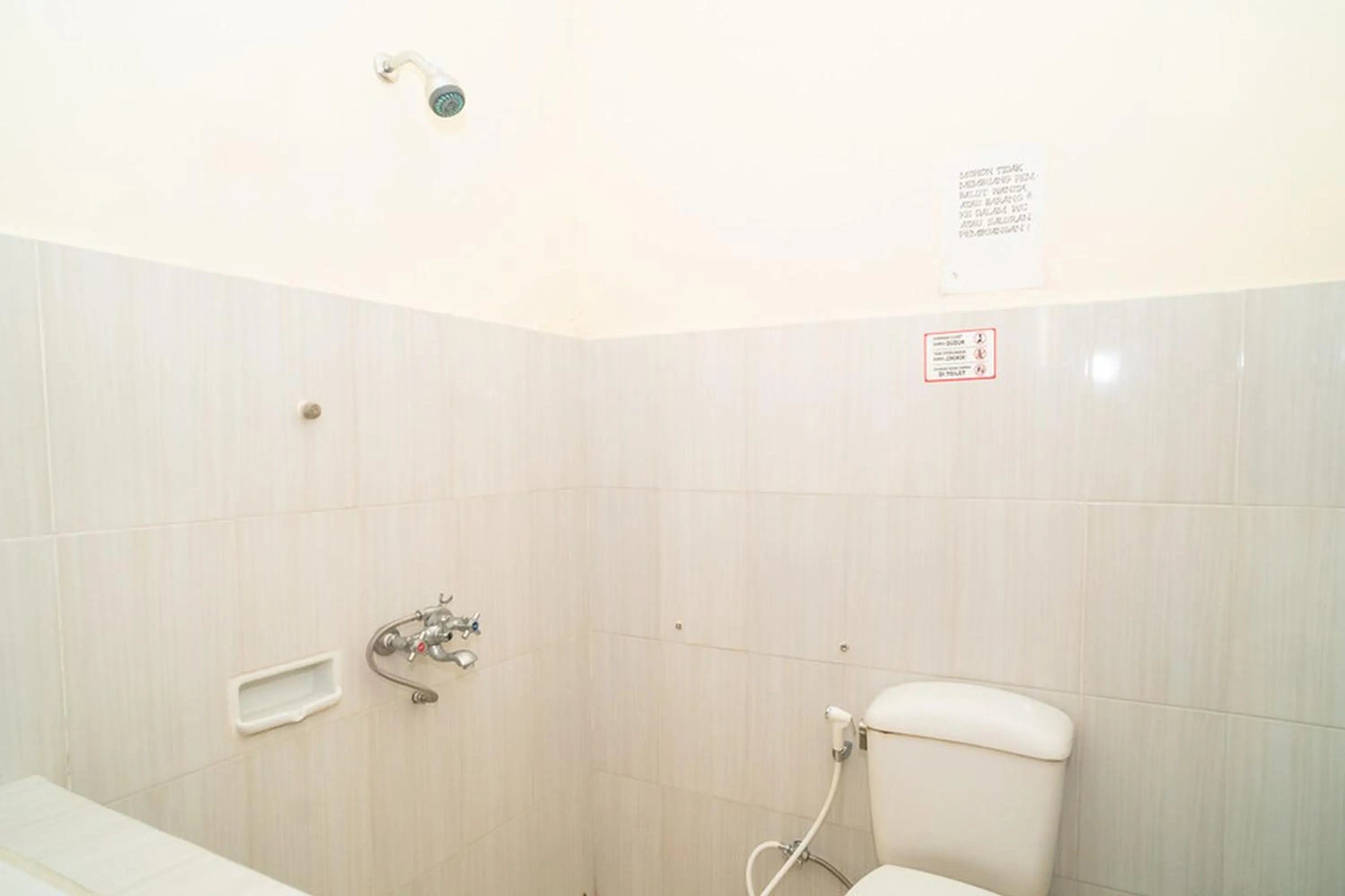 RedDoorz near Kampus 3 UTY Yogyakarta