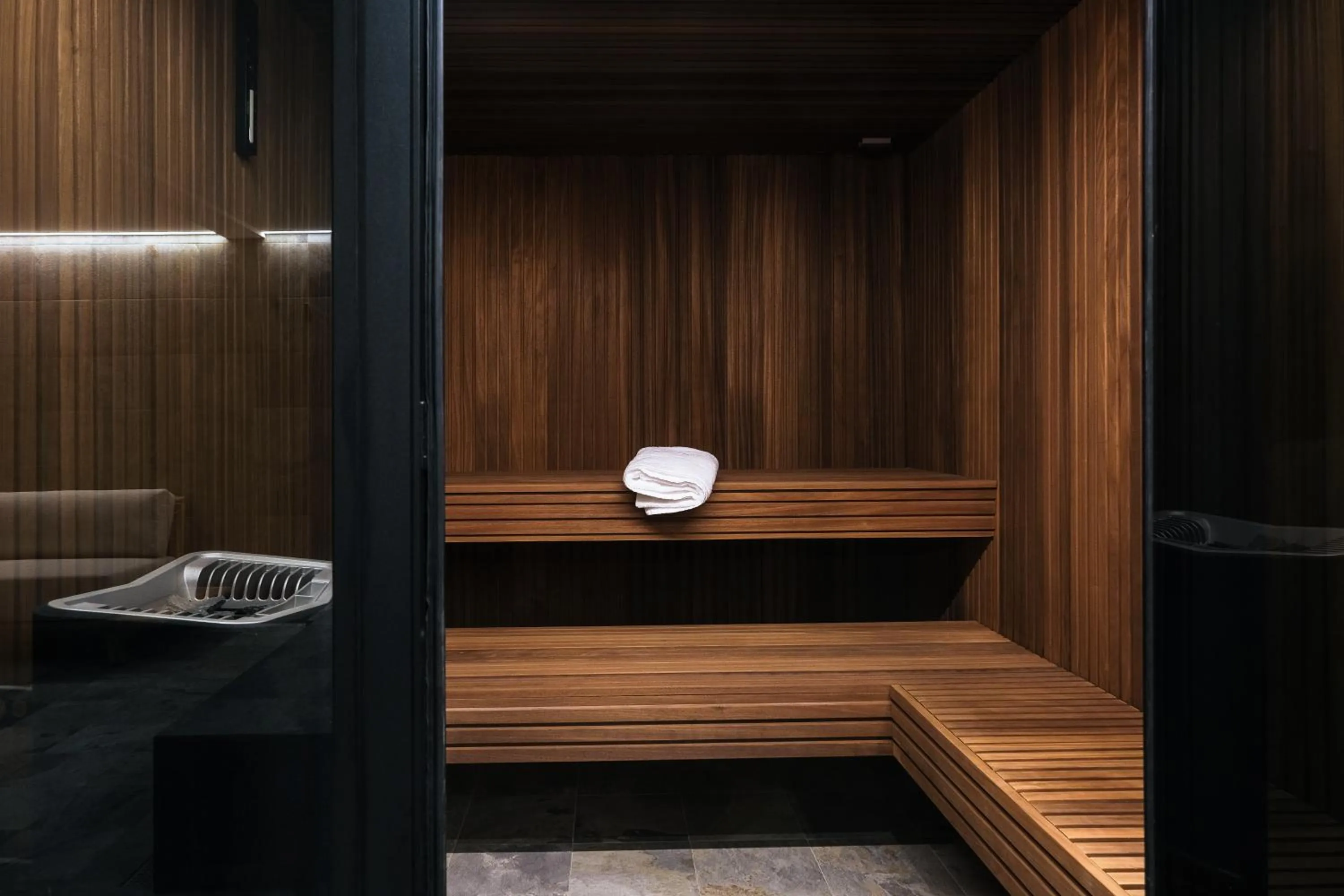 Sauna in Hôtel Les Ardillières du Pont d'Oye