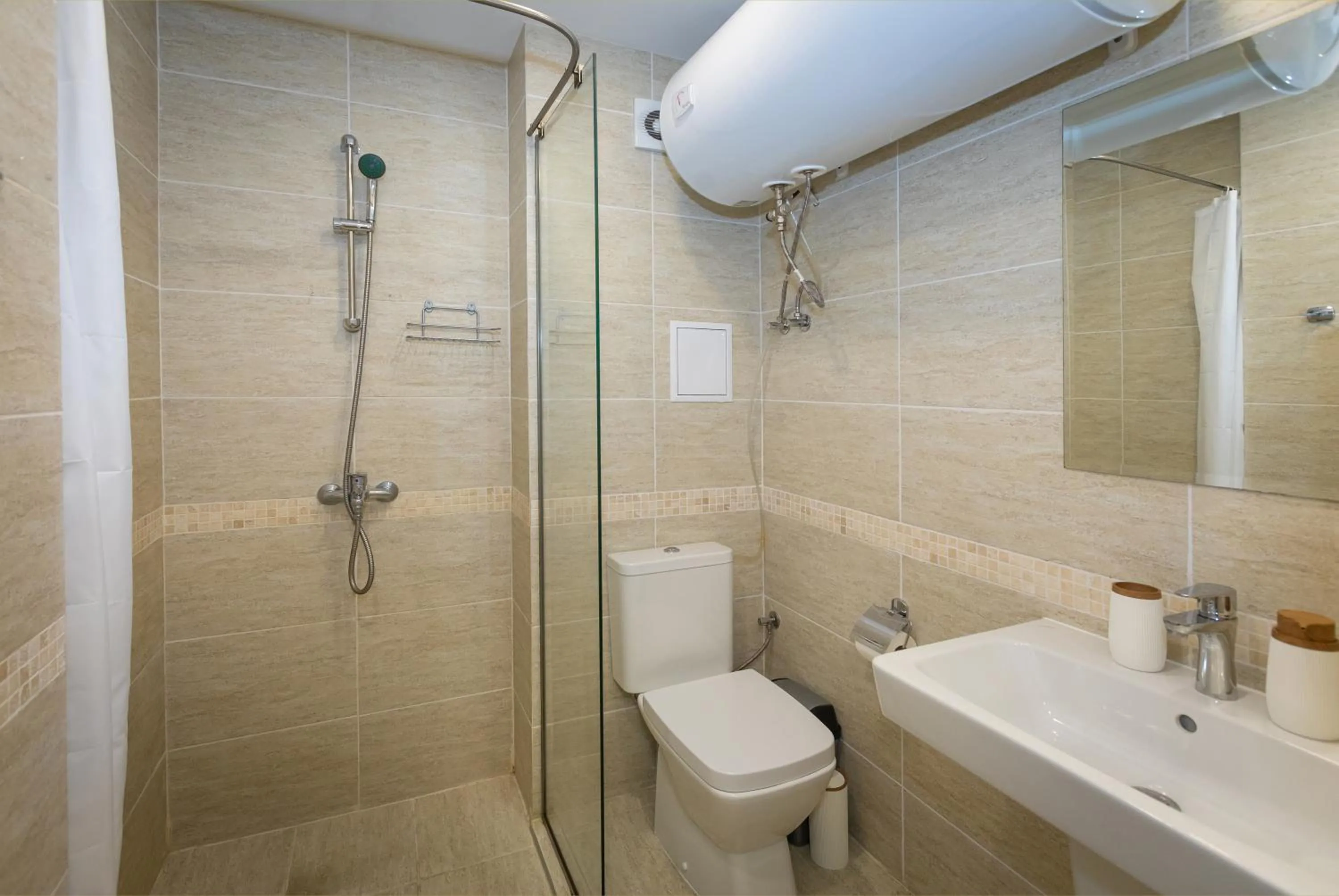 Shower in Modern and Bright Apartments near Center - FREE PARKING