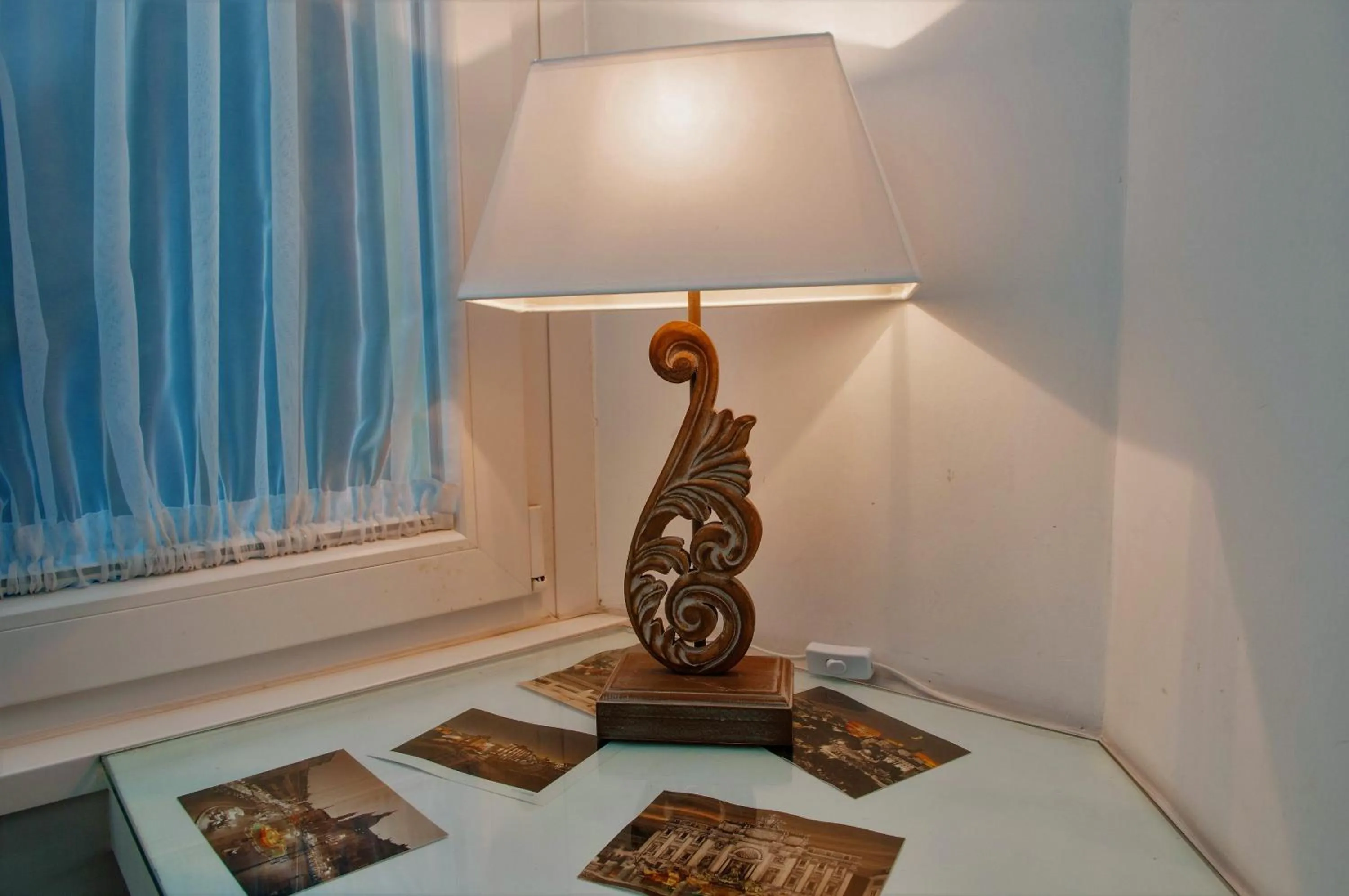 Seating area in Tre R Colosseo