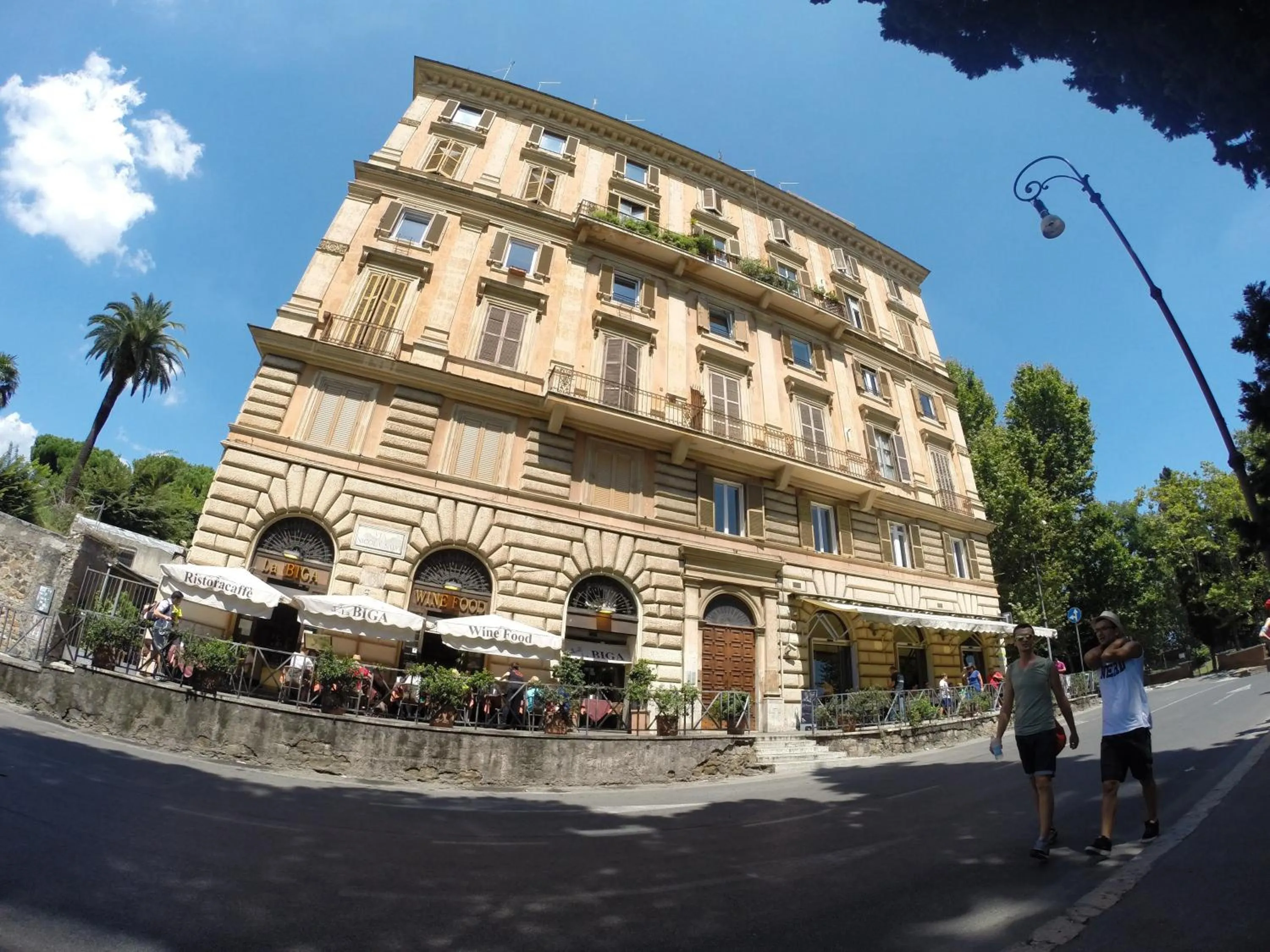 Facade/entrance in Tre R Colosseo
