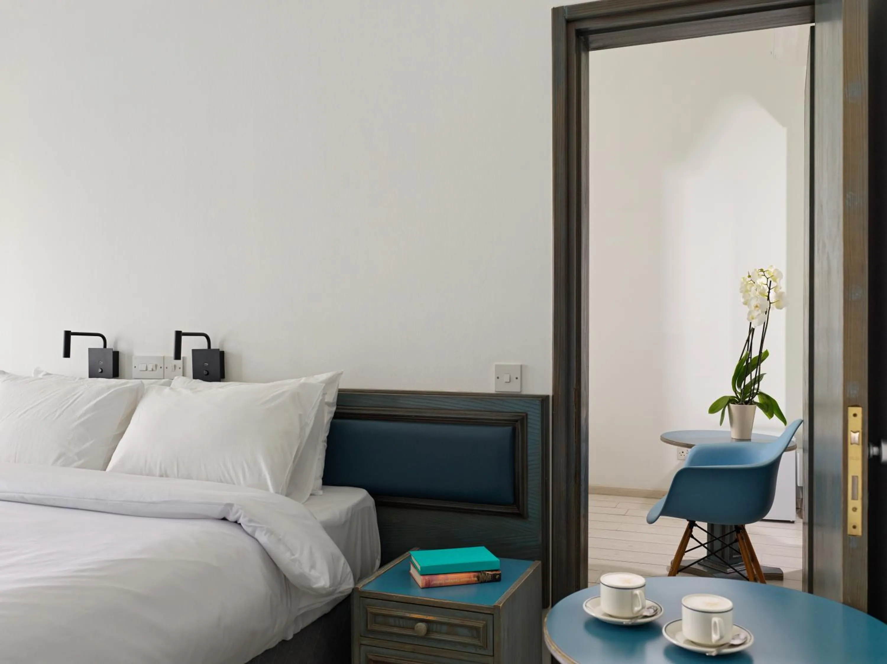 Bedroom, Bed in TSANotel