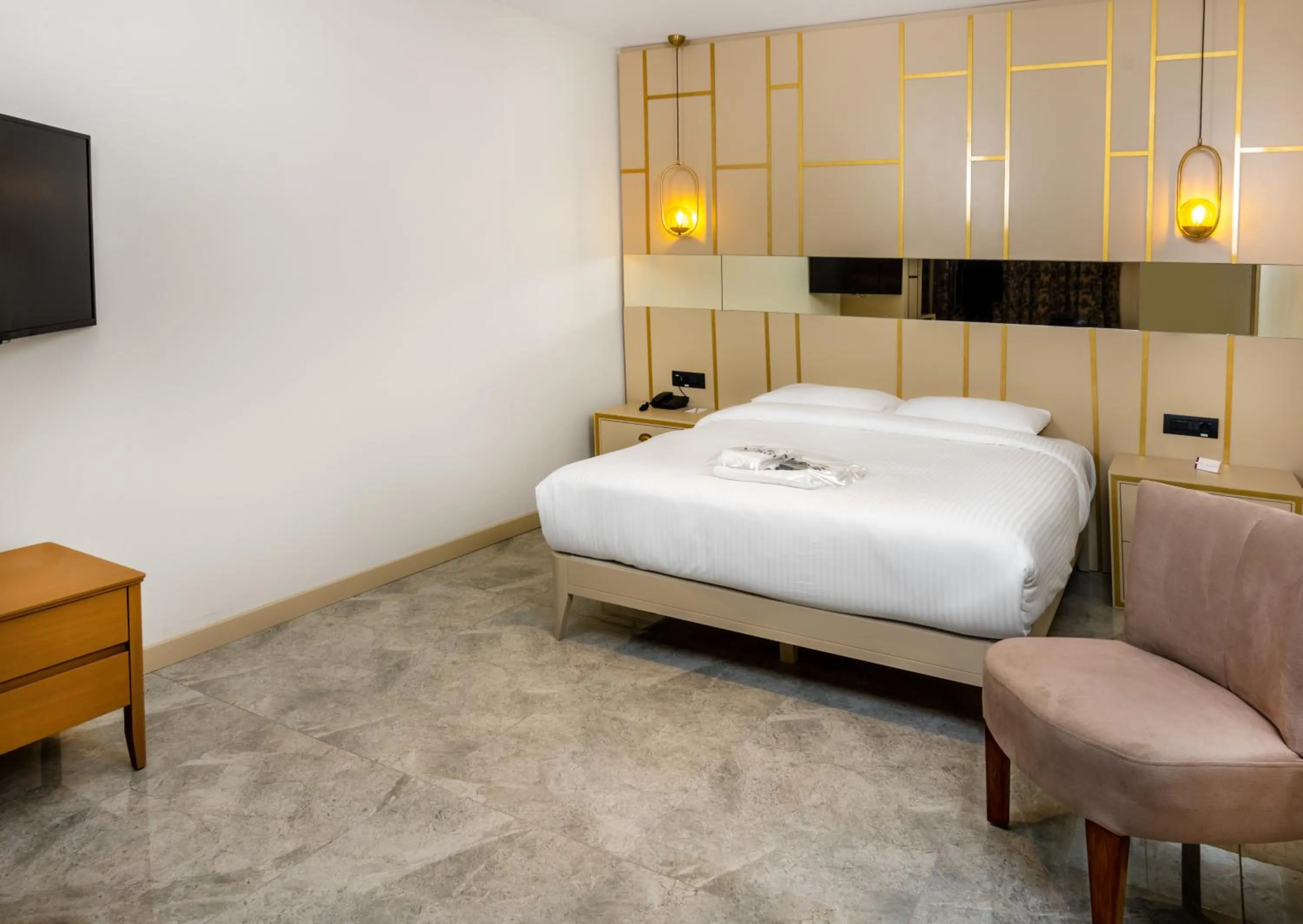 Bed in Anemon Kent Aydın Otel