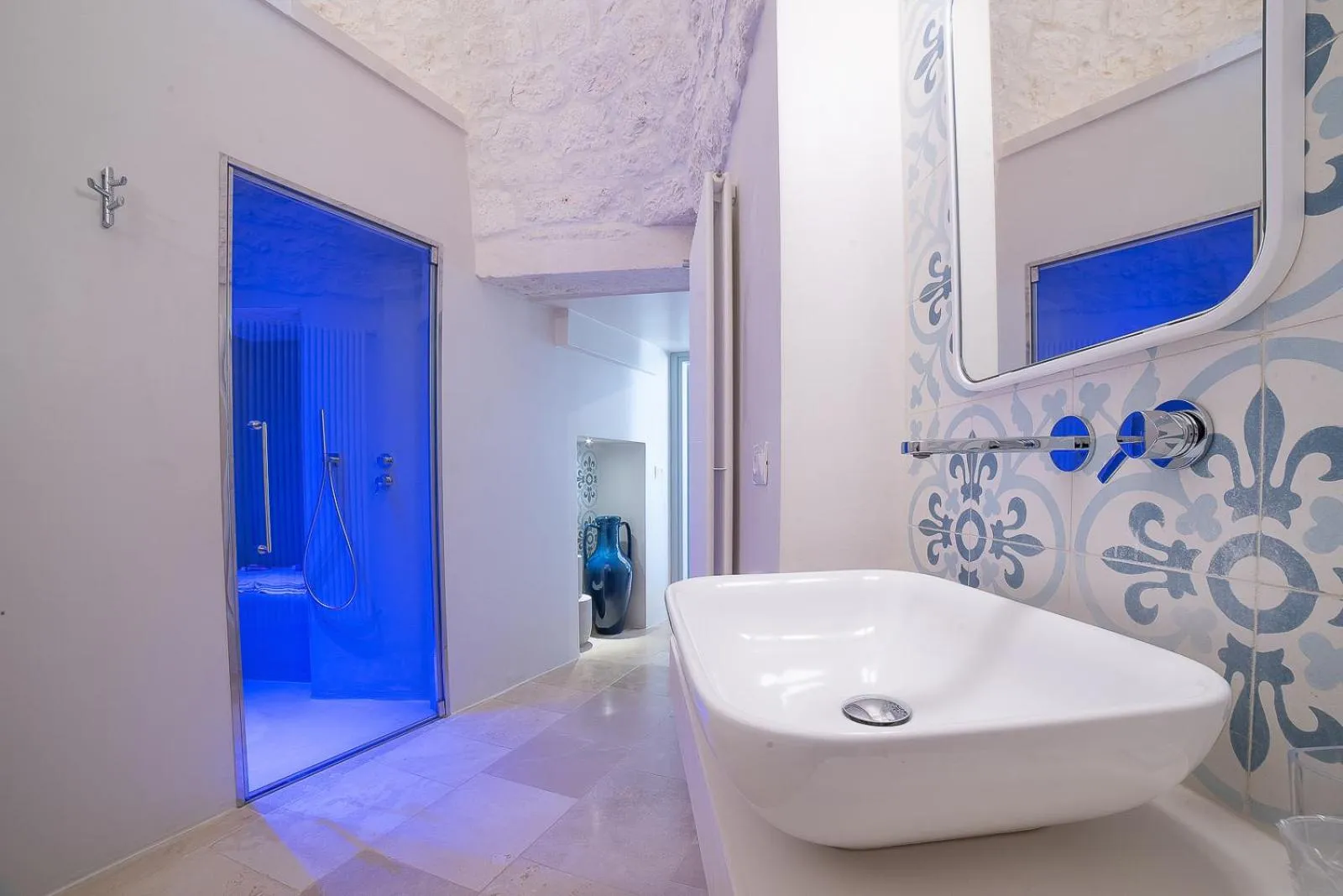 Shower in Borgo dei Lecci Puglia