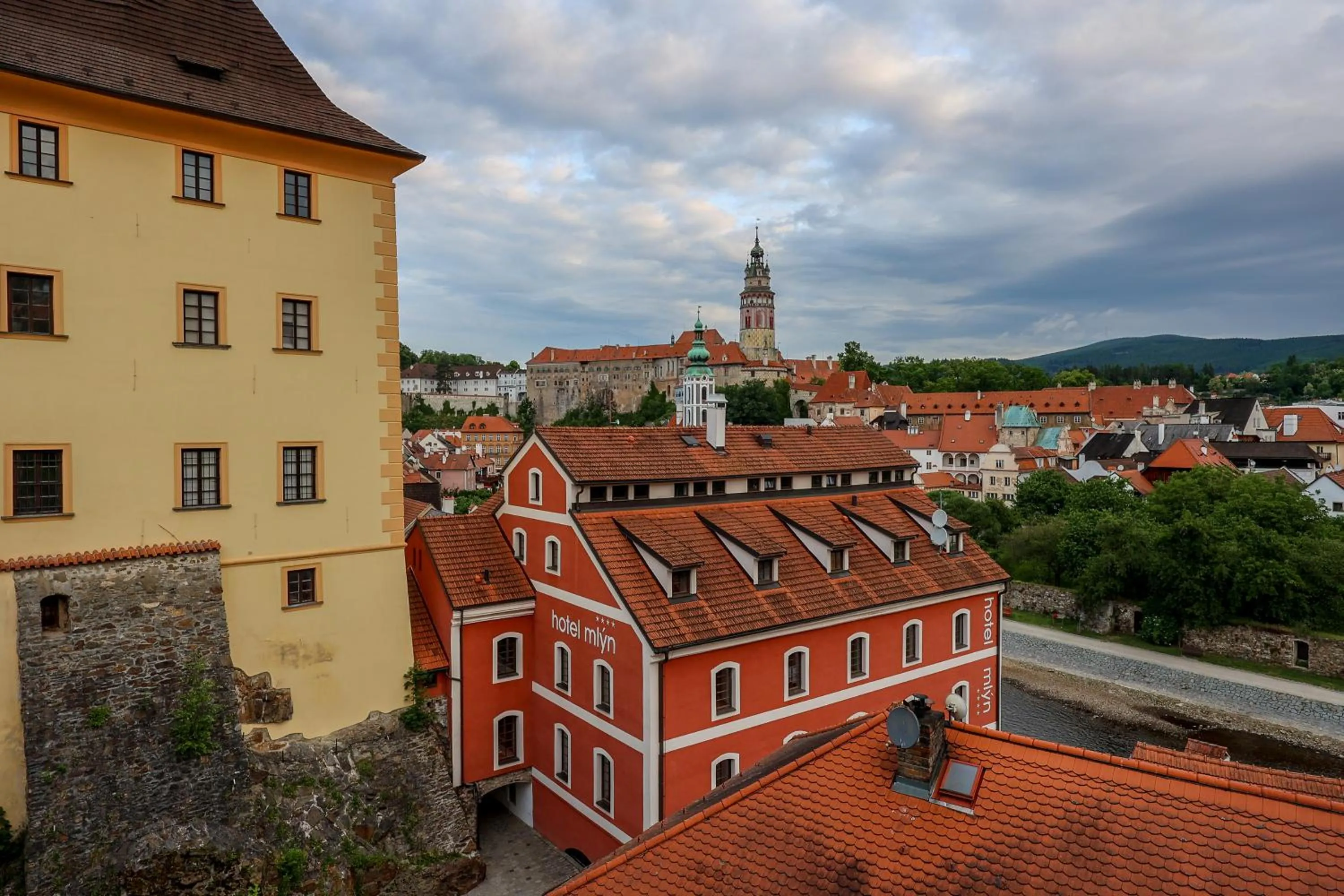 Property building in Hotel Mlýn