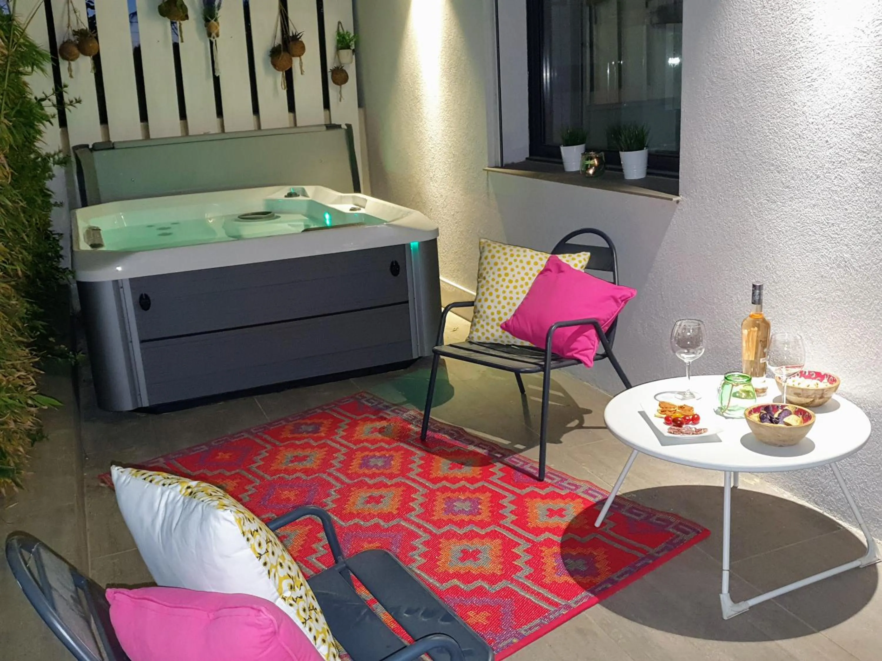 Patio in La Villa Blanche