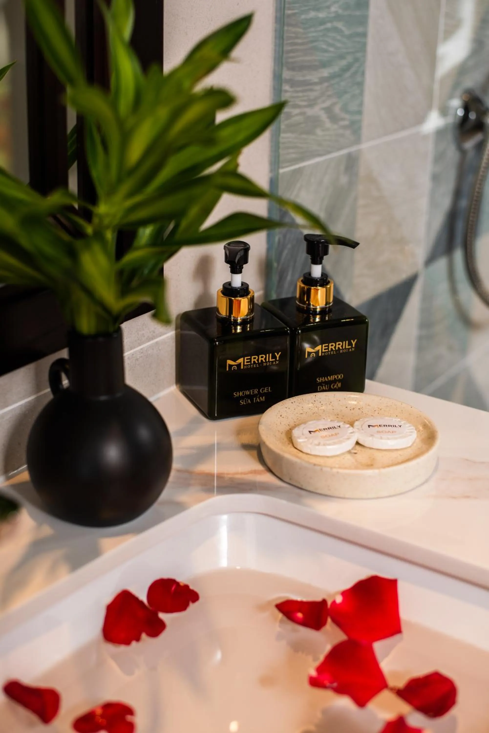 Bathroom in Hoi An Merrily De Art Hotel