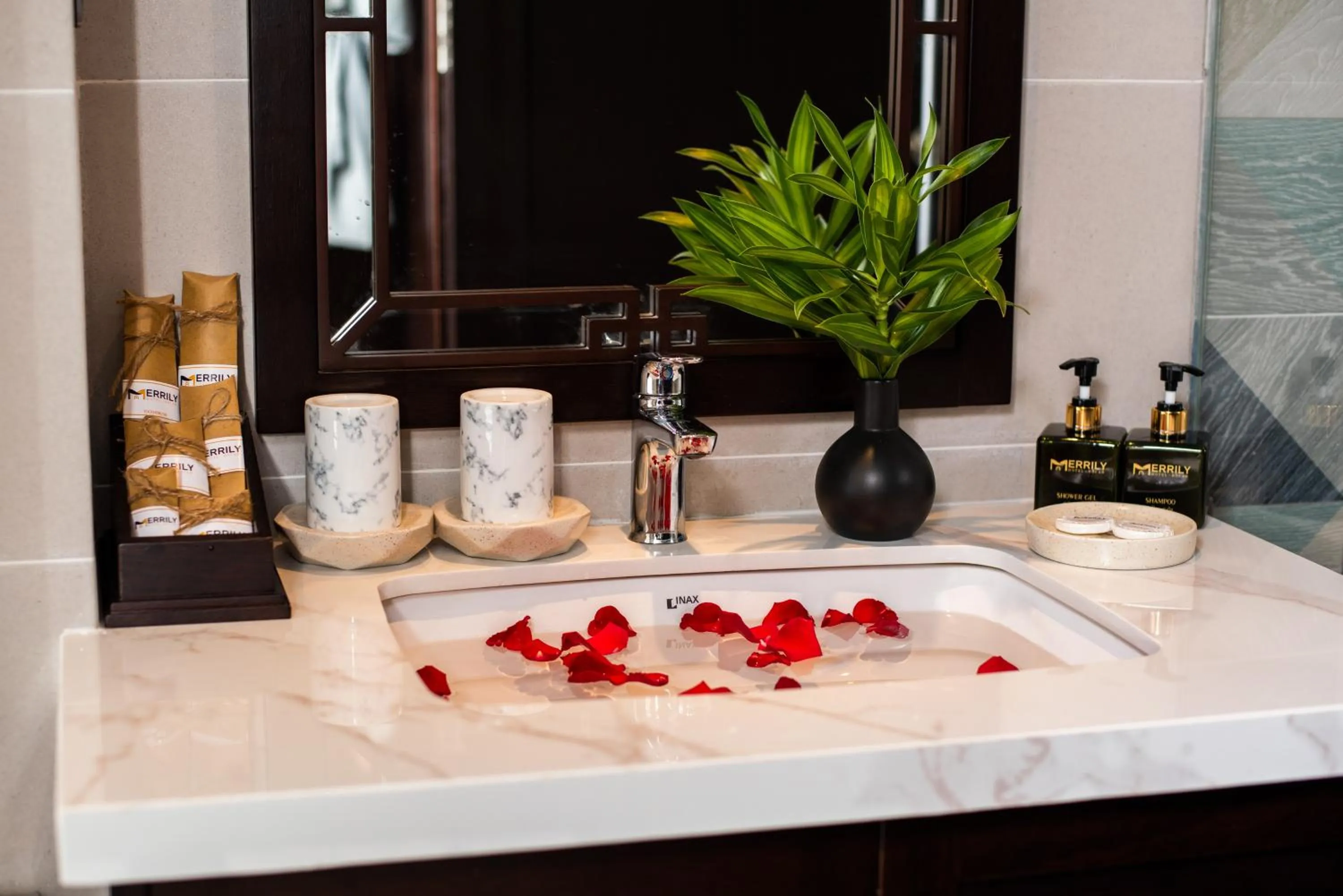 Bathroom in Hoi An Merrily De Art Hotel