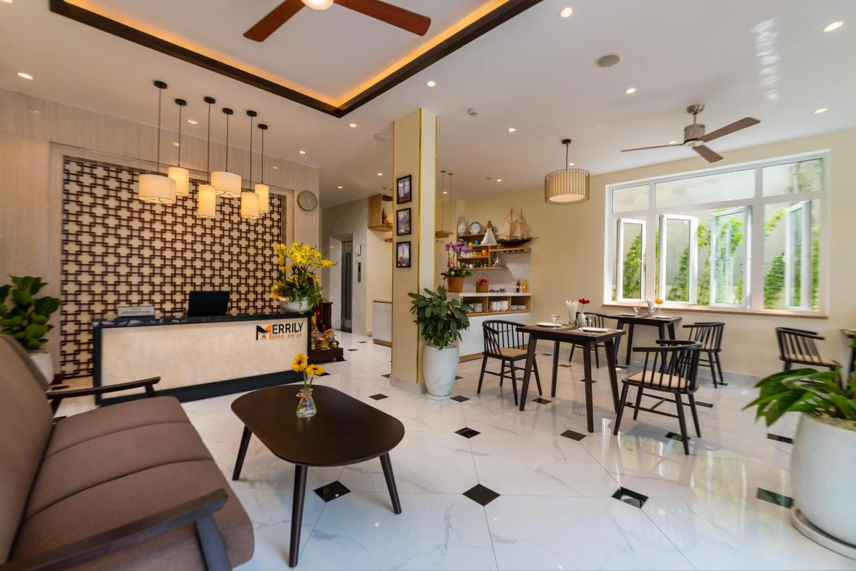 Lobby or reception in Hoi An Merrily De Art Hotel