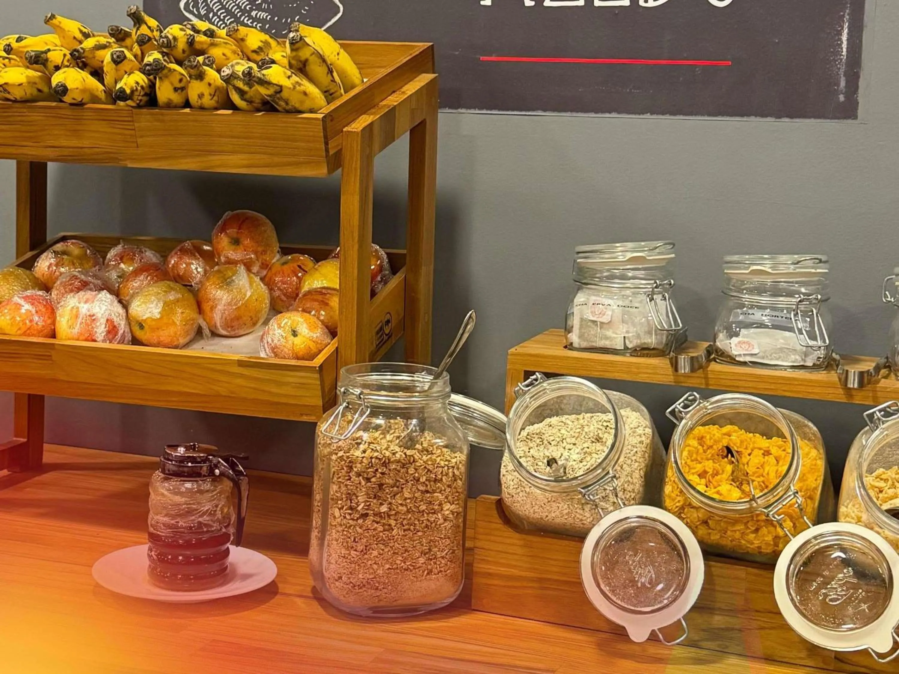 Breakfast in ibis Santos Gonzaga Praia