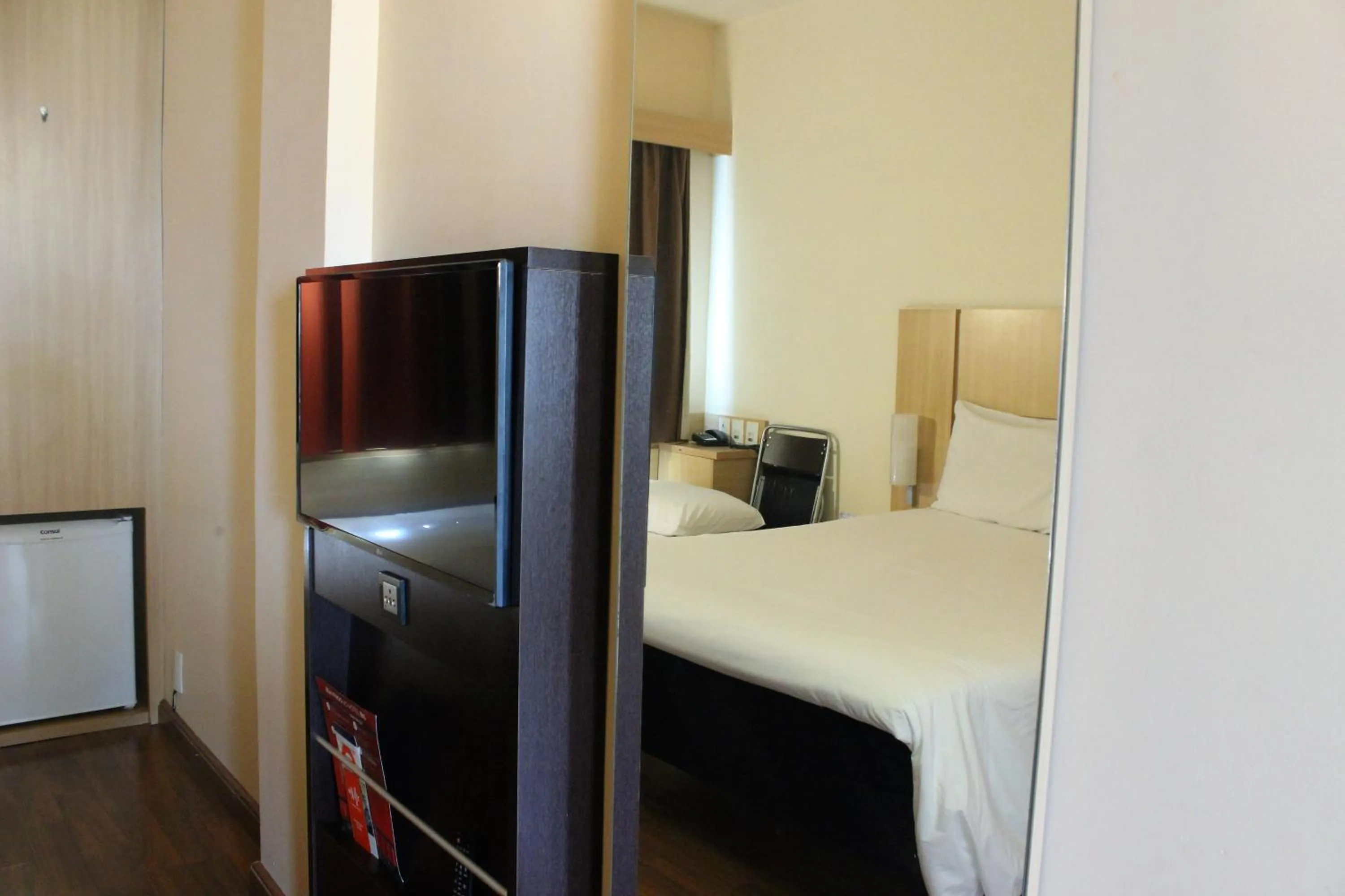 TV and multimedia, Bed in ibis Poços de Caldas