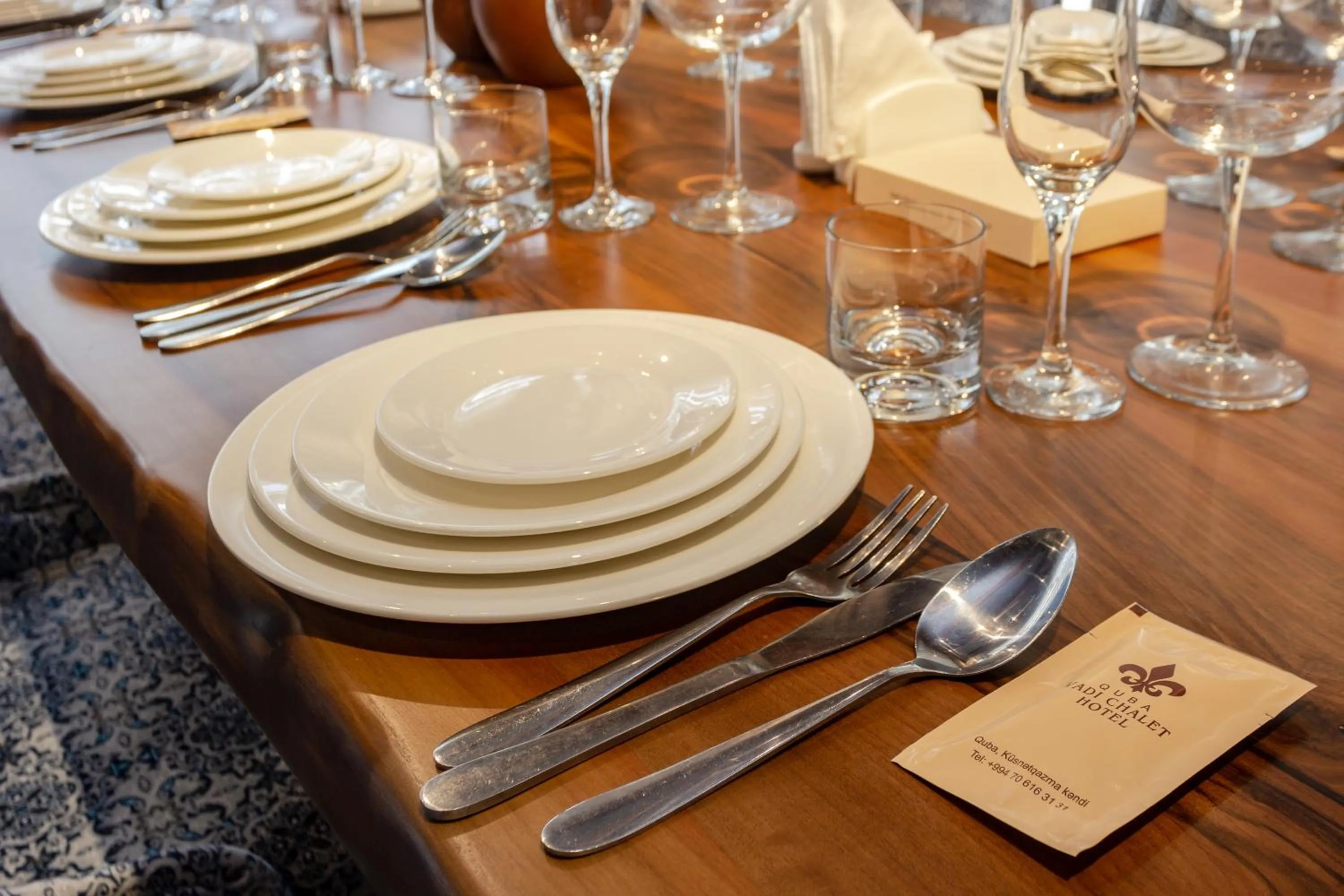 Restaurant/places to eat in Quba Vadi Chalet Hotel