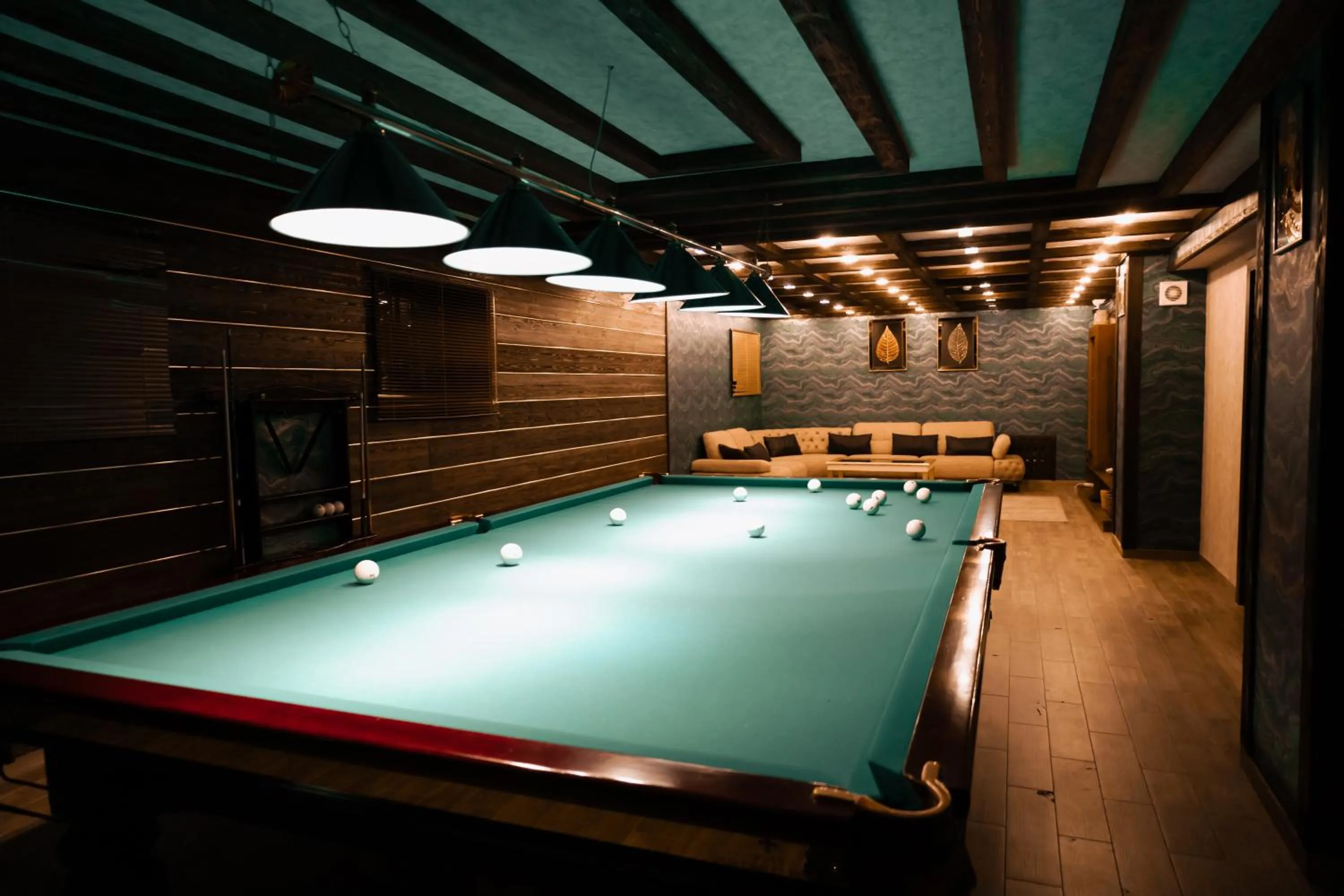 Billiard in Quba Vadi Chalet Hotel