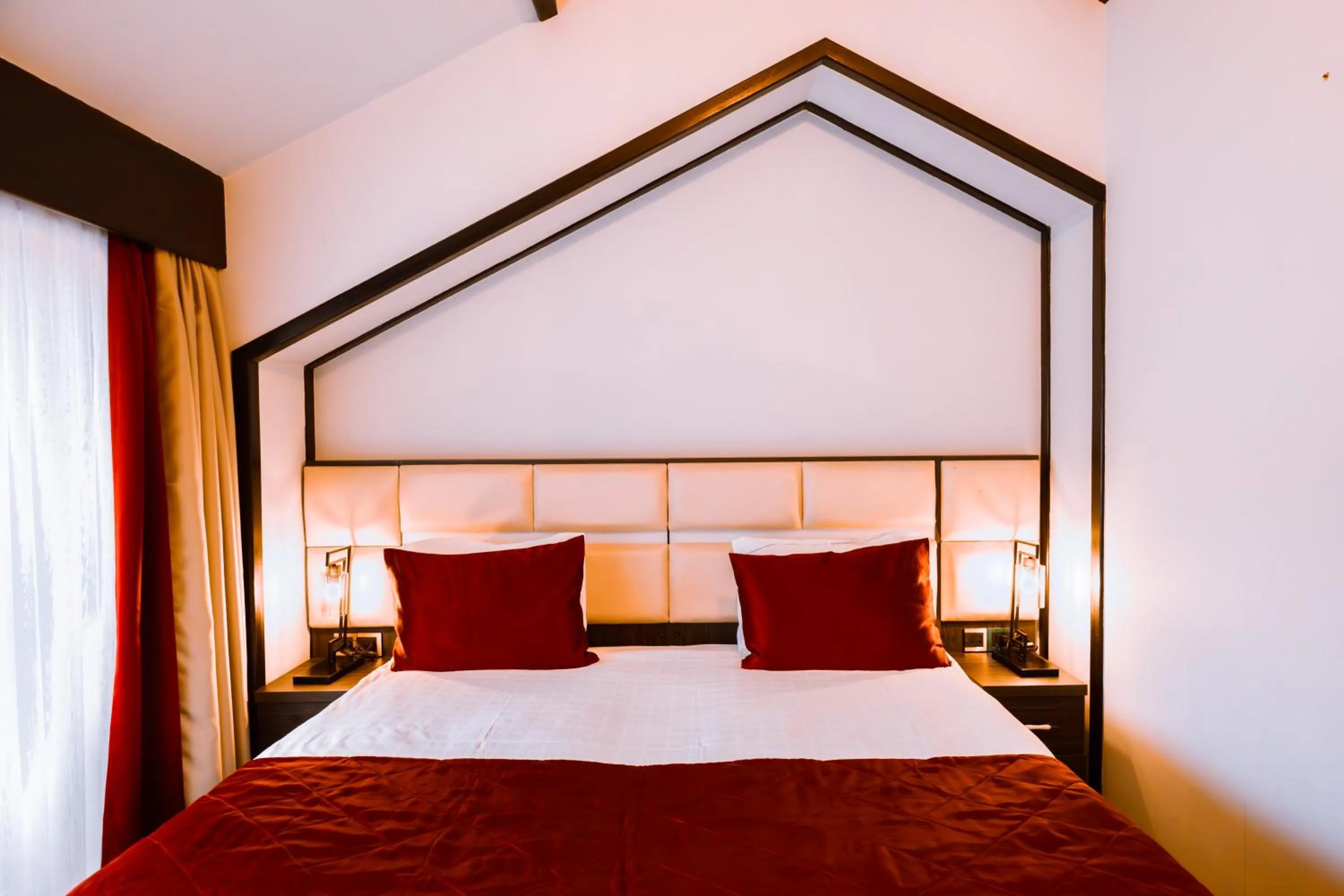 Property building, Bed in Quba Vadi Chalet Hotel