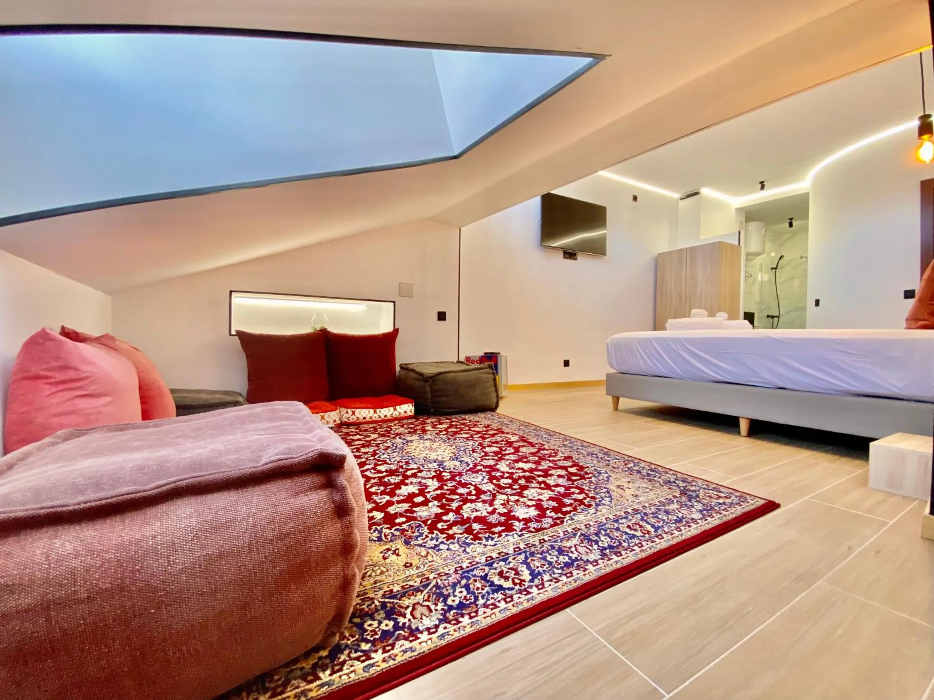 Bed in Montera Center Madrid