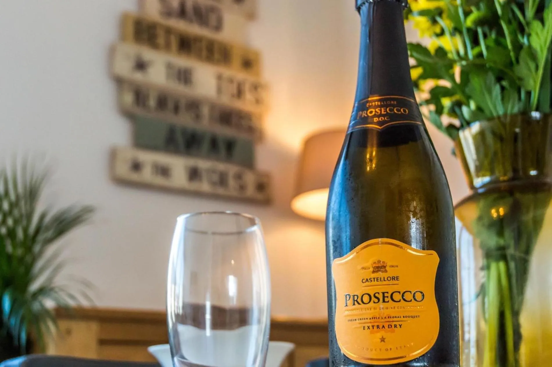 Floor plan in Coppet Cove - 2 Bedroom Apartment - Saundersfoot