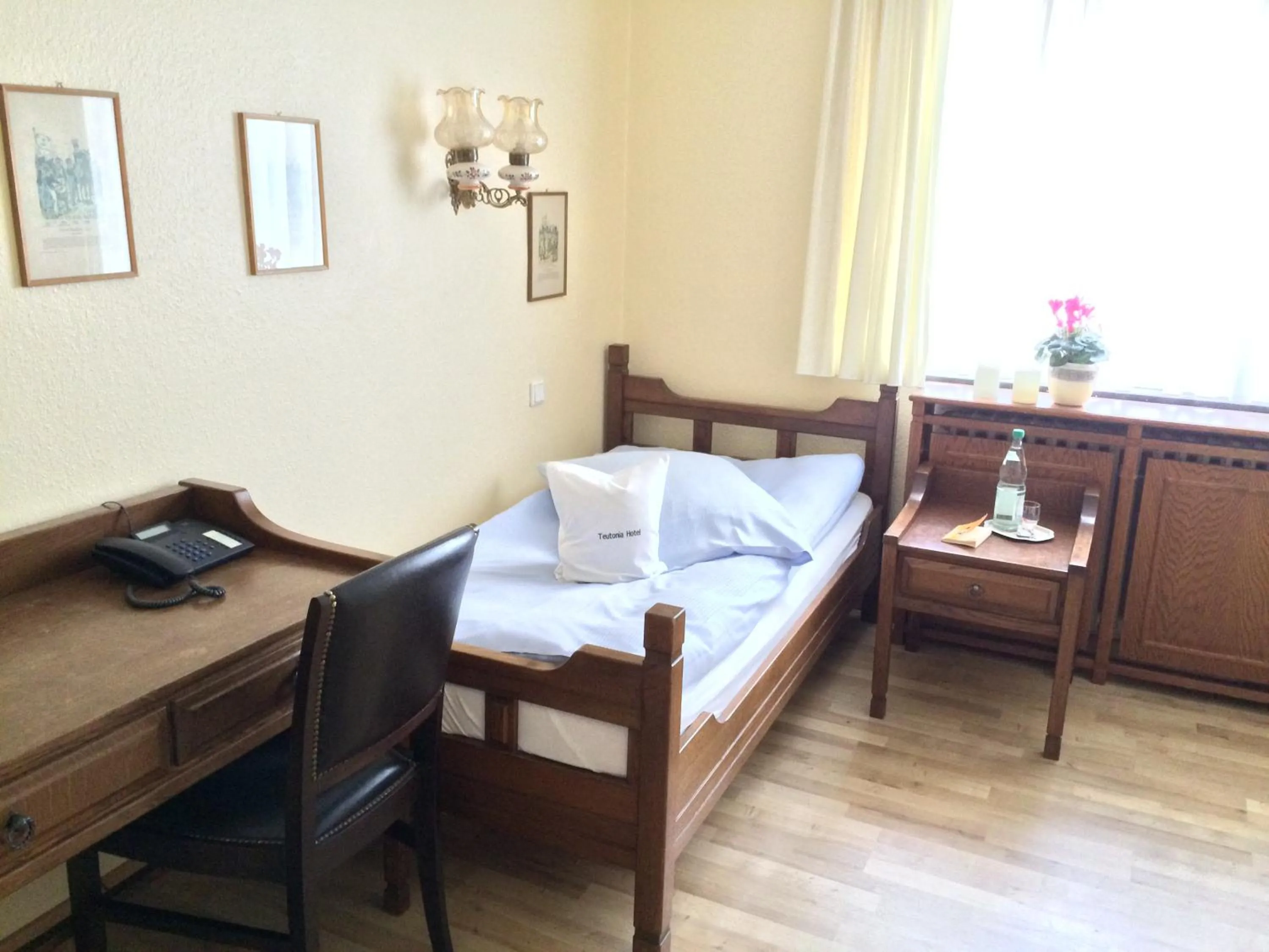 Bed in Teutonia Hotel