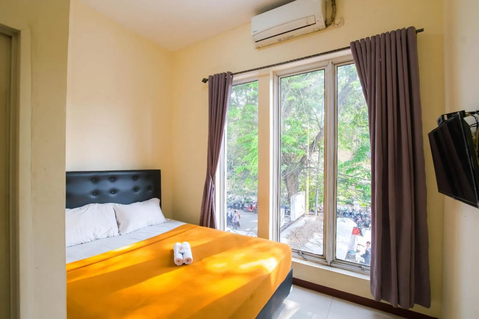 Bed in Athena Syariah Residence