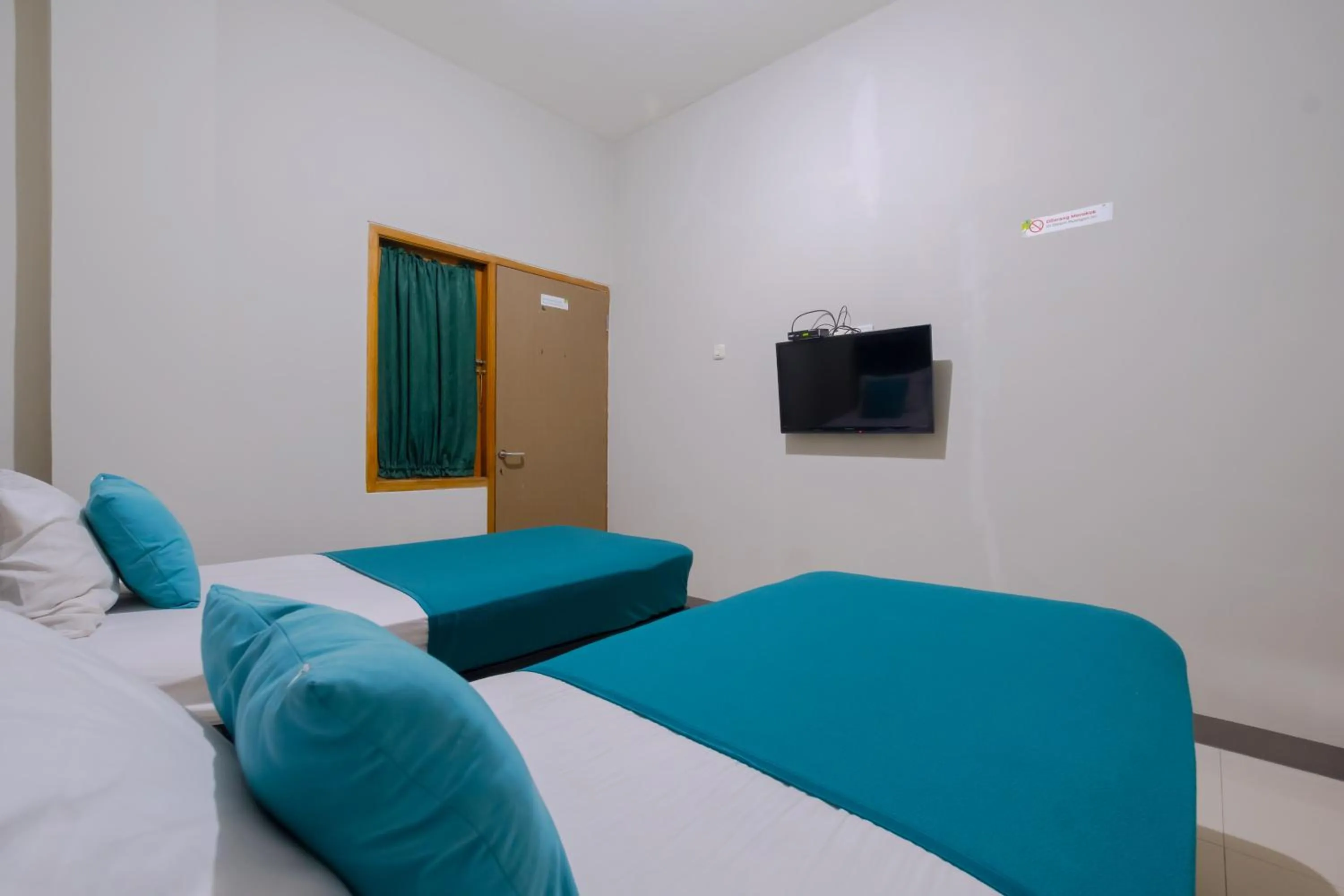 Bedroom, Bed in Athena Syariah Residence