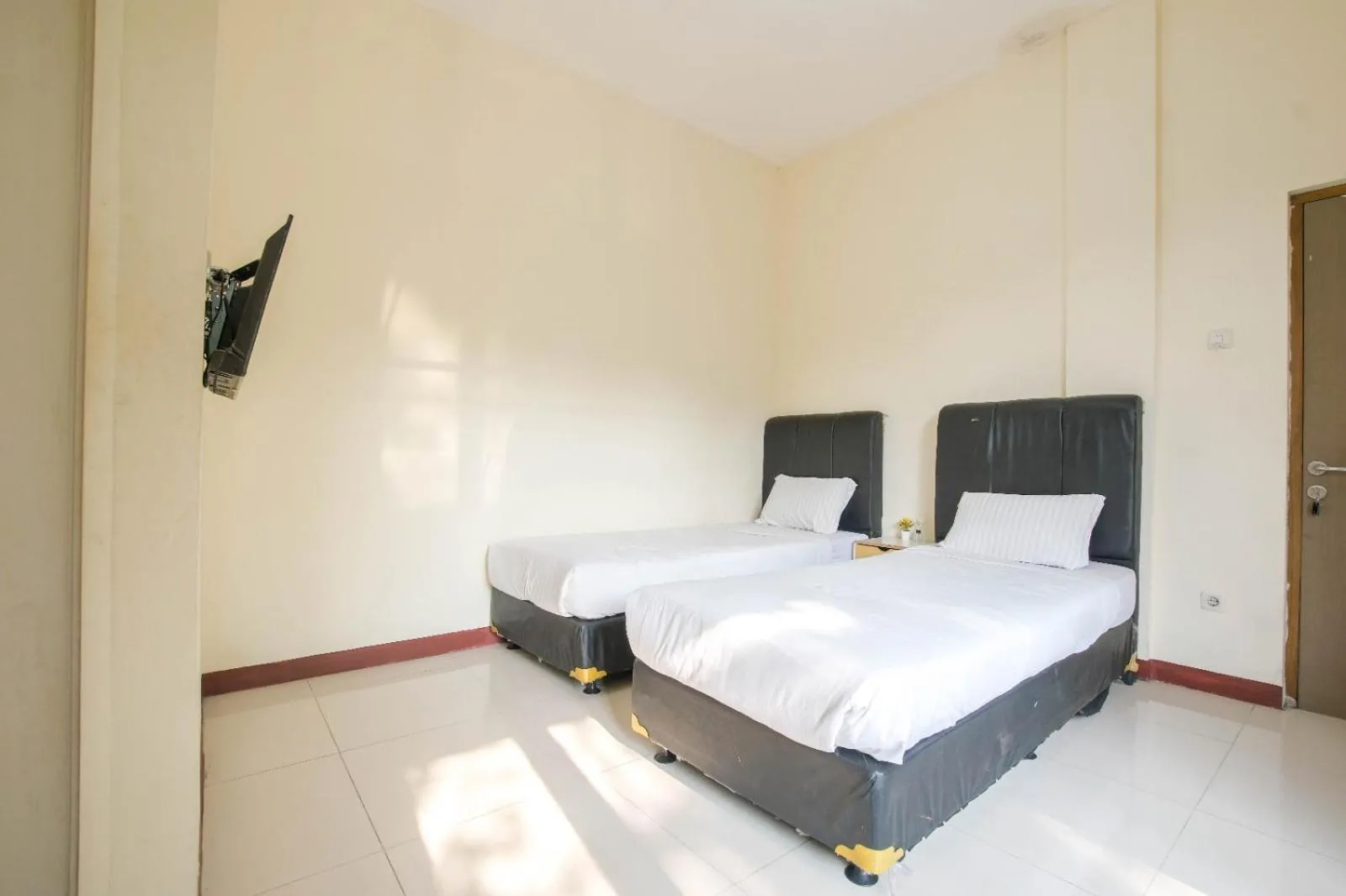 Bed in Athena Syariah Residence