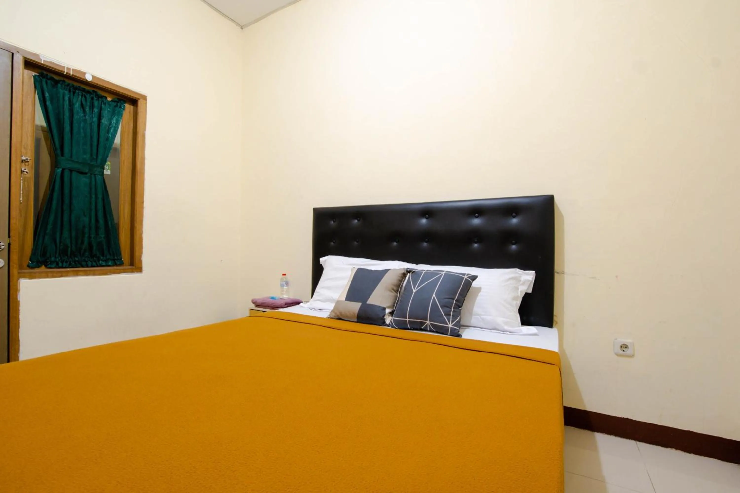 Bed in Athena Syariah Residence