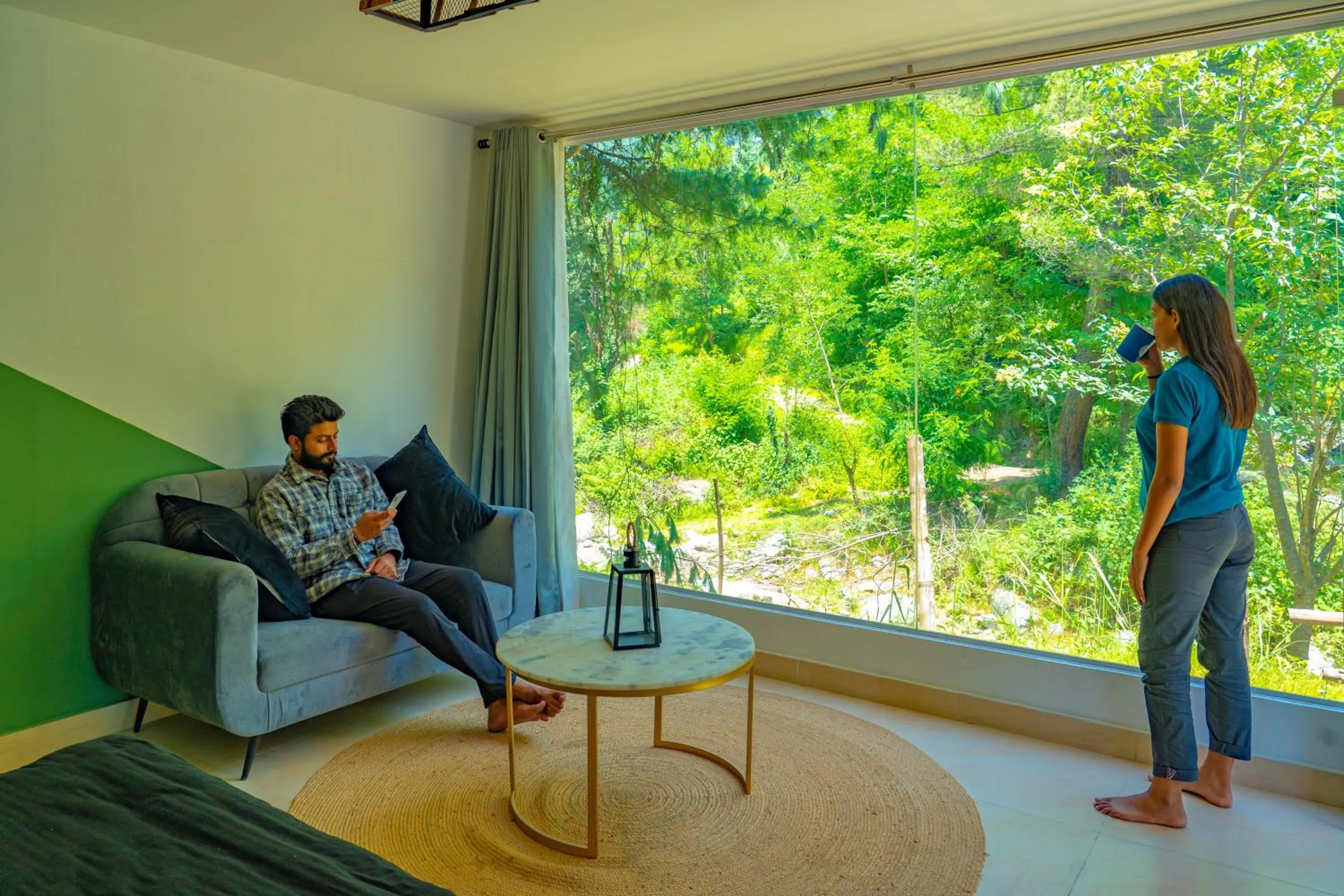 Bedroom in Whoopers Boutique Resort Jibhi