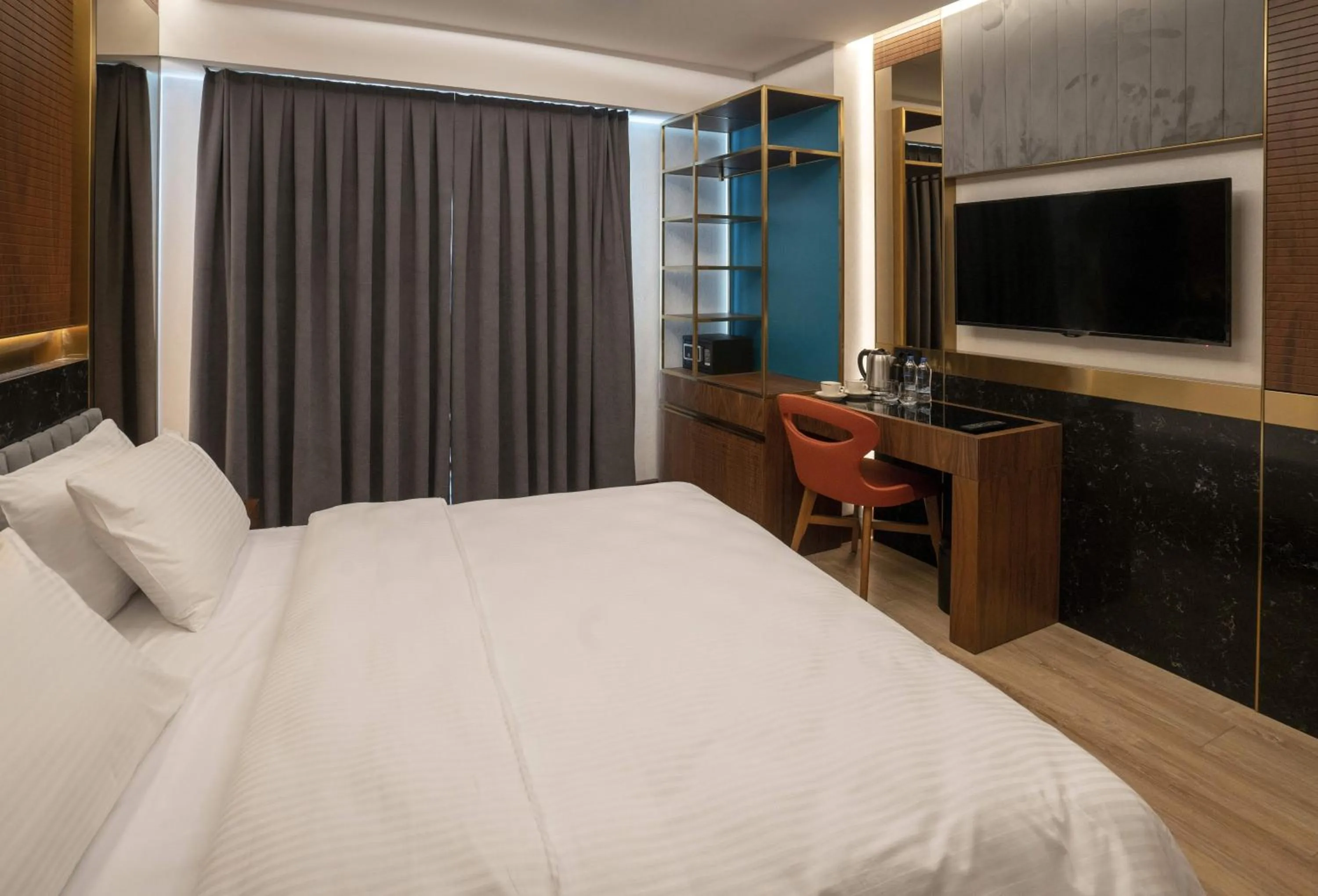 TV and multimedia, Bed in Henna Hotel Istanbul