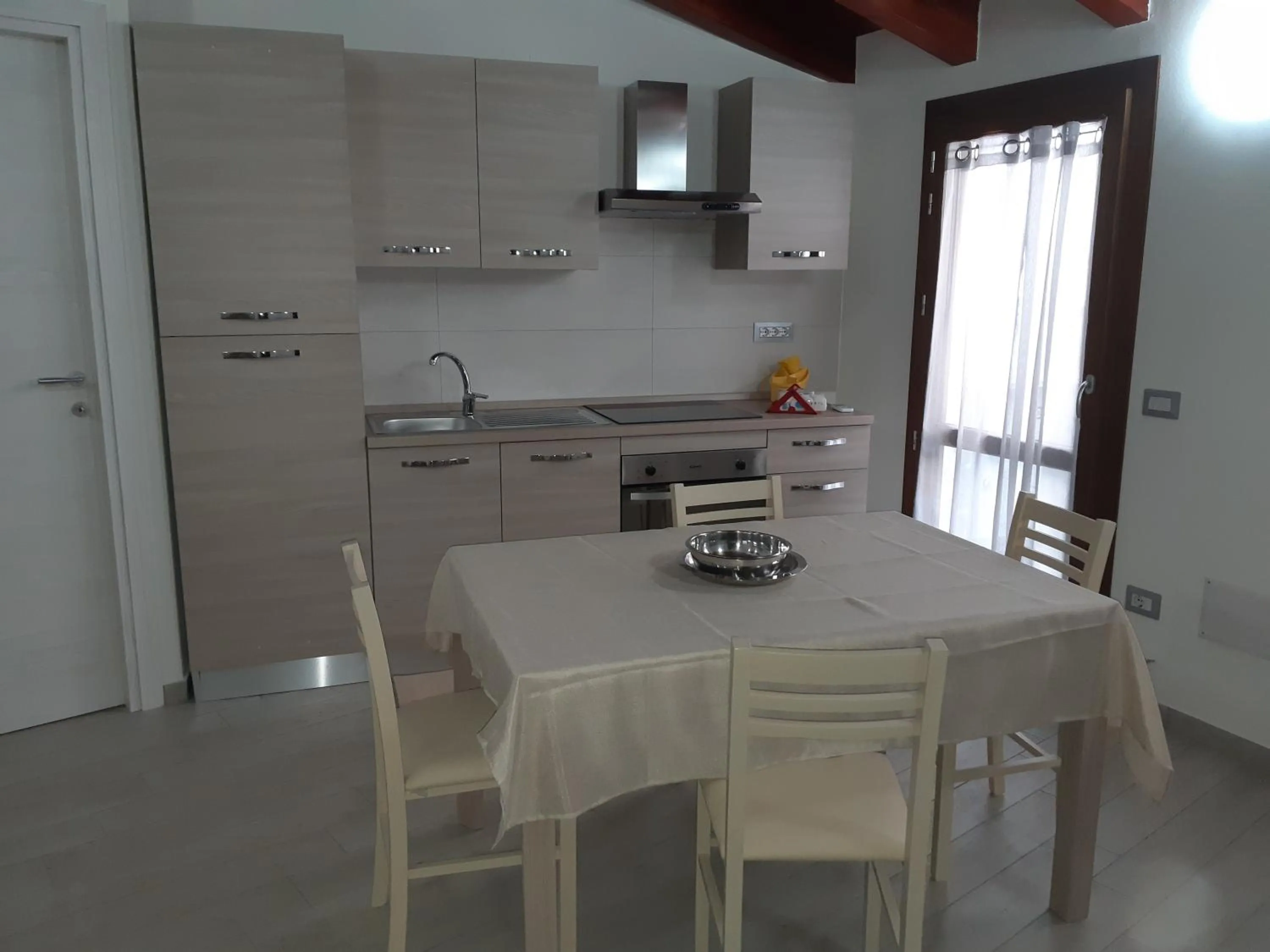 Dining area in B&B La Genuina