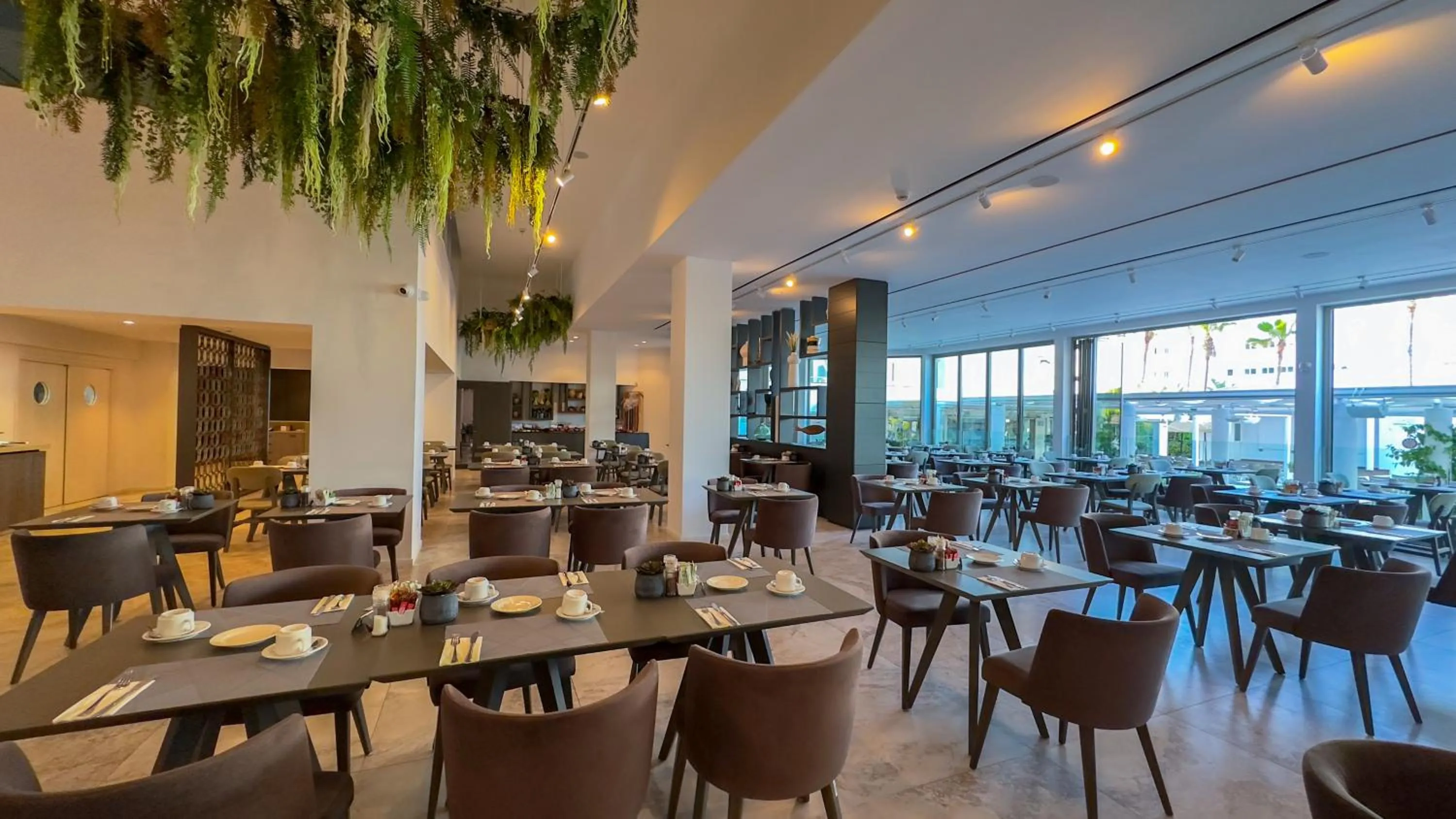 Restaurant/places to eat in Tasia Maris Beach Hotel - Adults Only