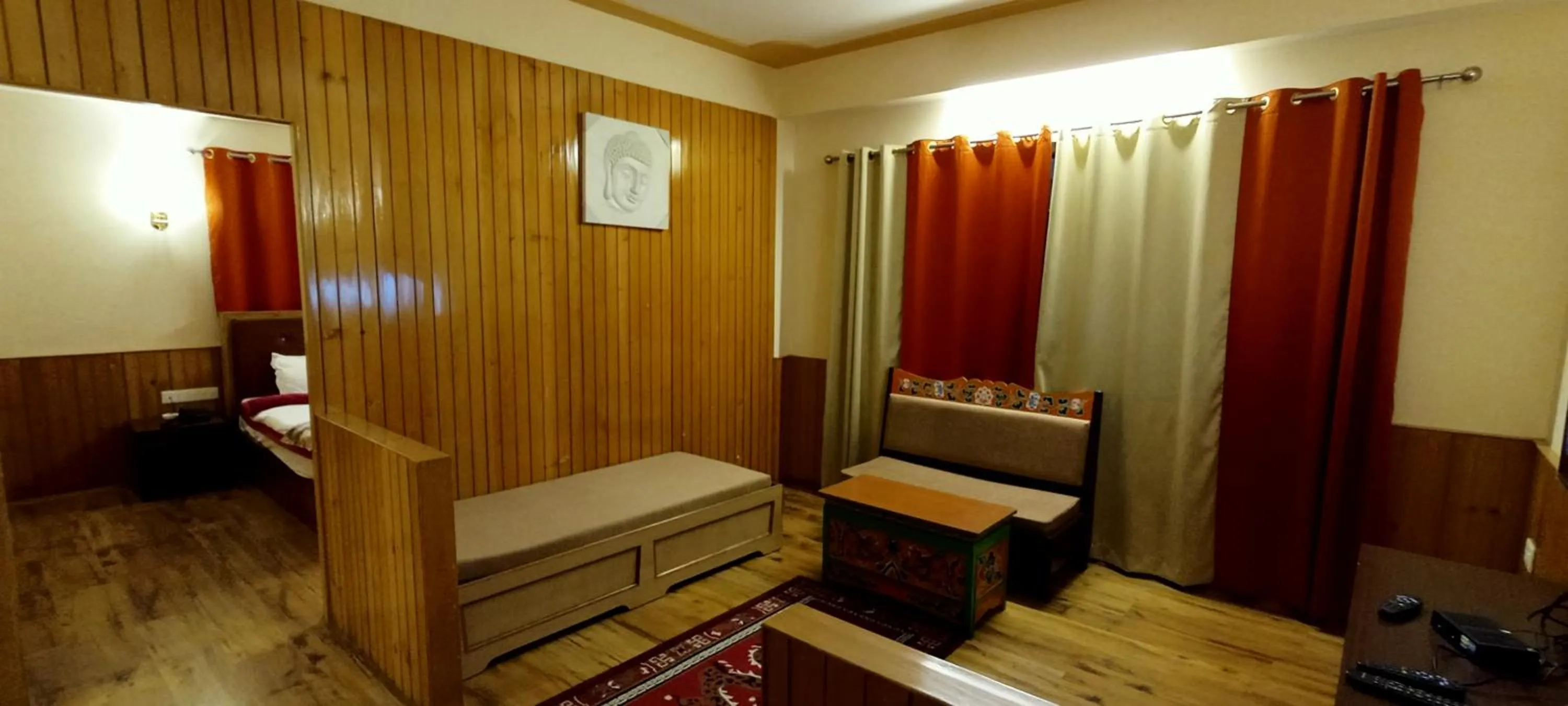 Seating area in Le Coxy Resort Lachung