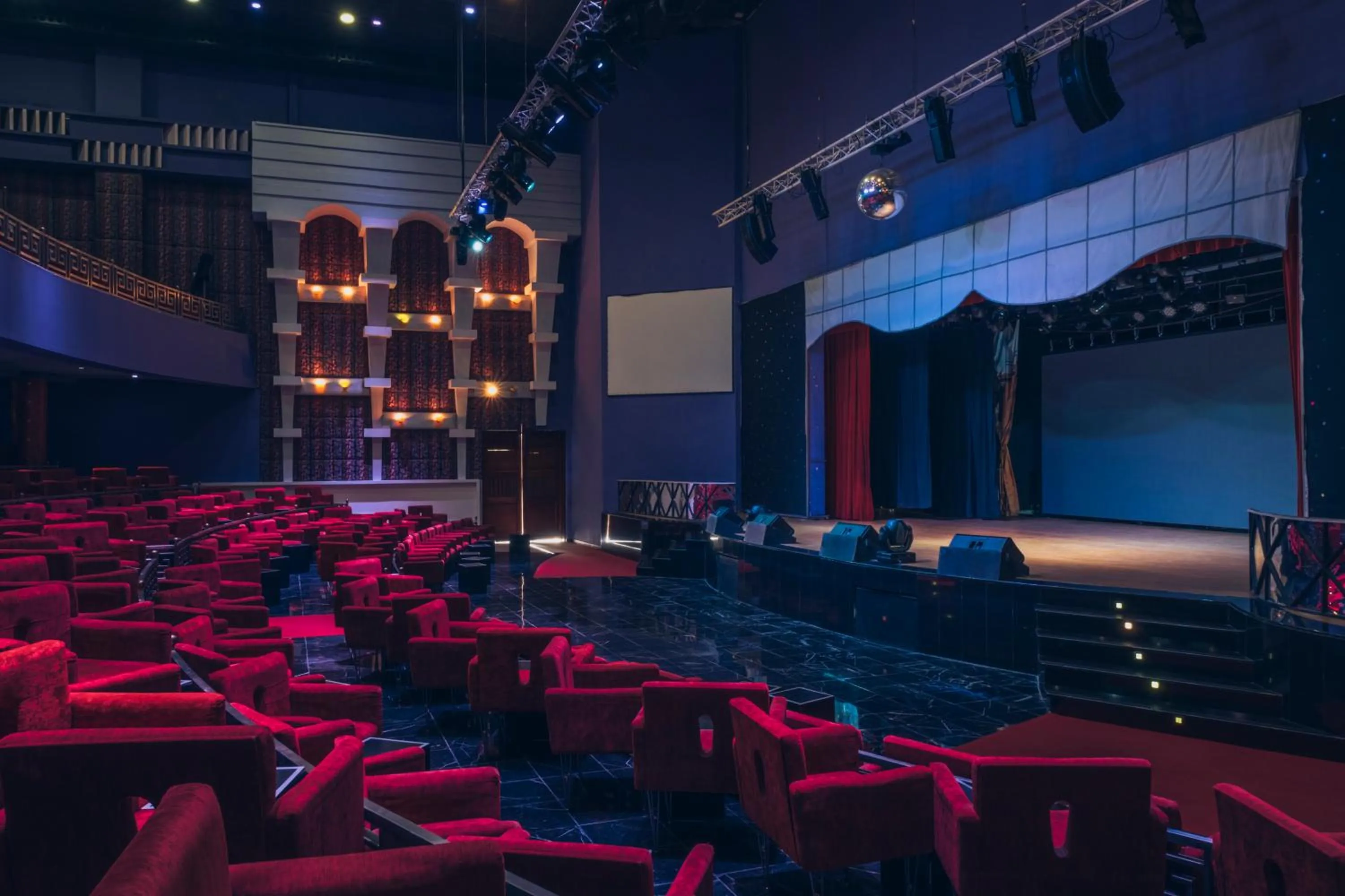 Entertainment in JOIA Bavaro by Iberostar - Adults Only All Inclusive Resort