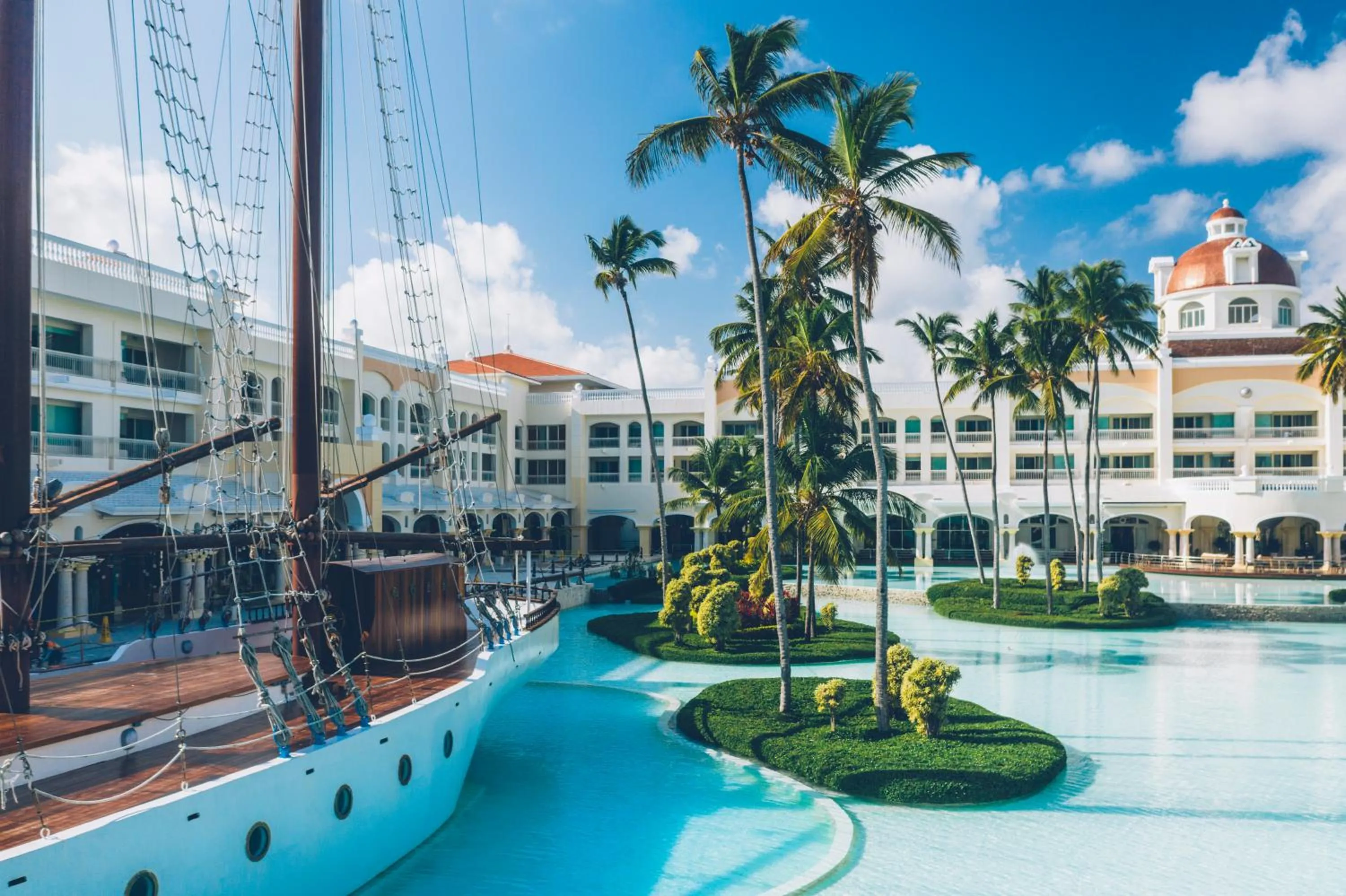 Property building in JOIA Bavaro by Iberostar - Adults Only All Inclusive Resort