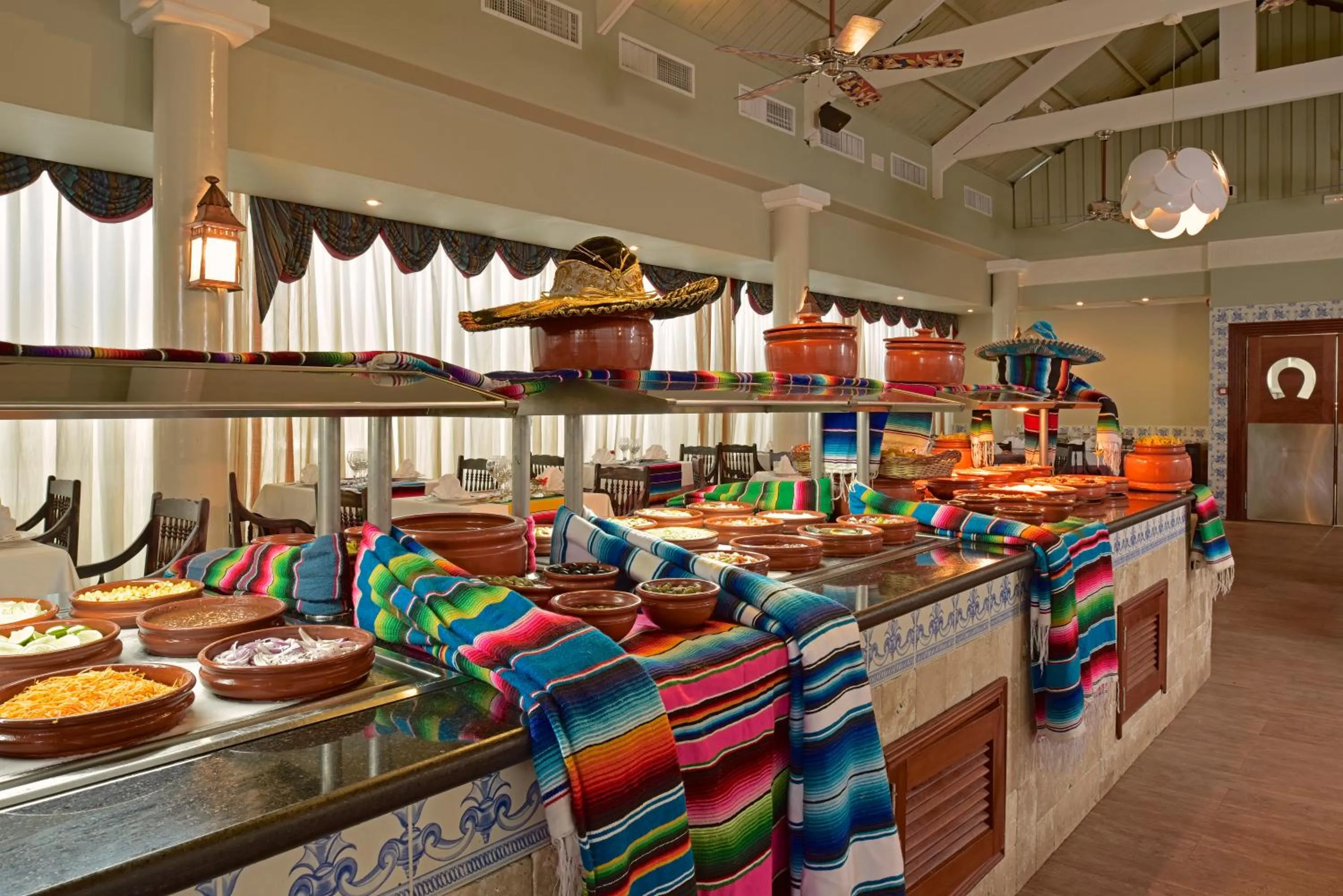 Restaurant/places to eat in Iberostar Waves Punta Cana - All Inclusive