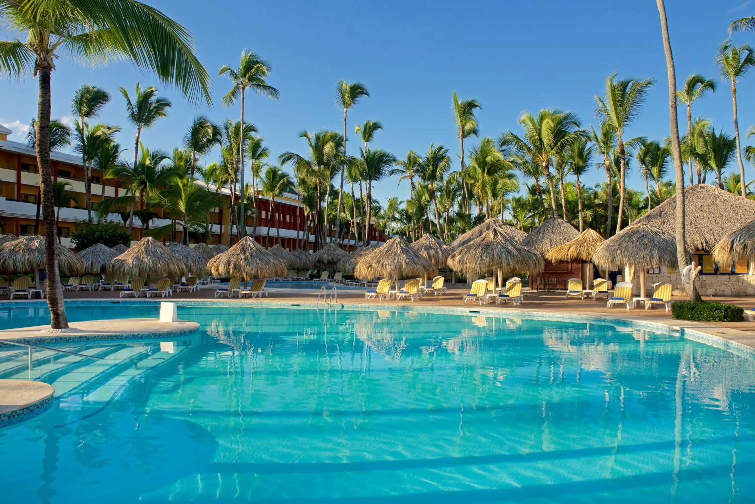 Swimming pool in Iberostar Waves Punta Cana - All Inclusive