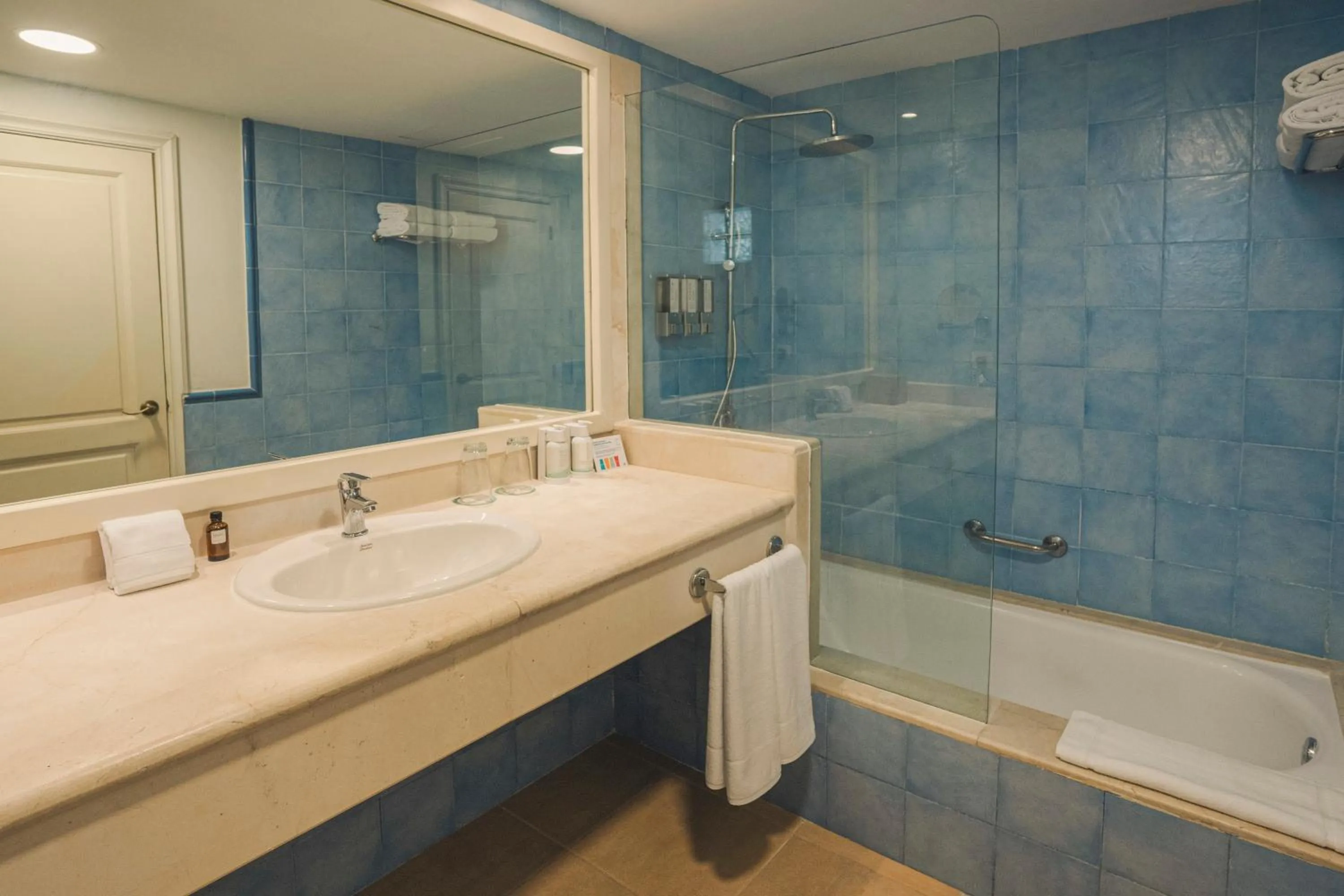 Shower in Iberostar Waves Punta Cana - All Inclusive