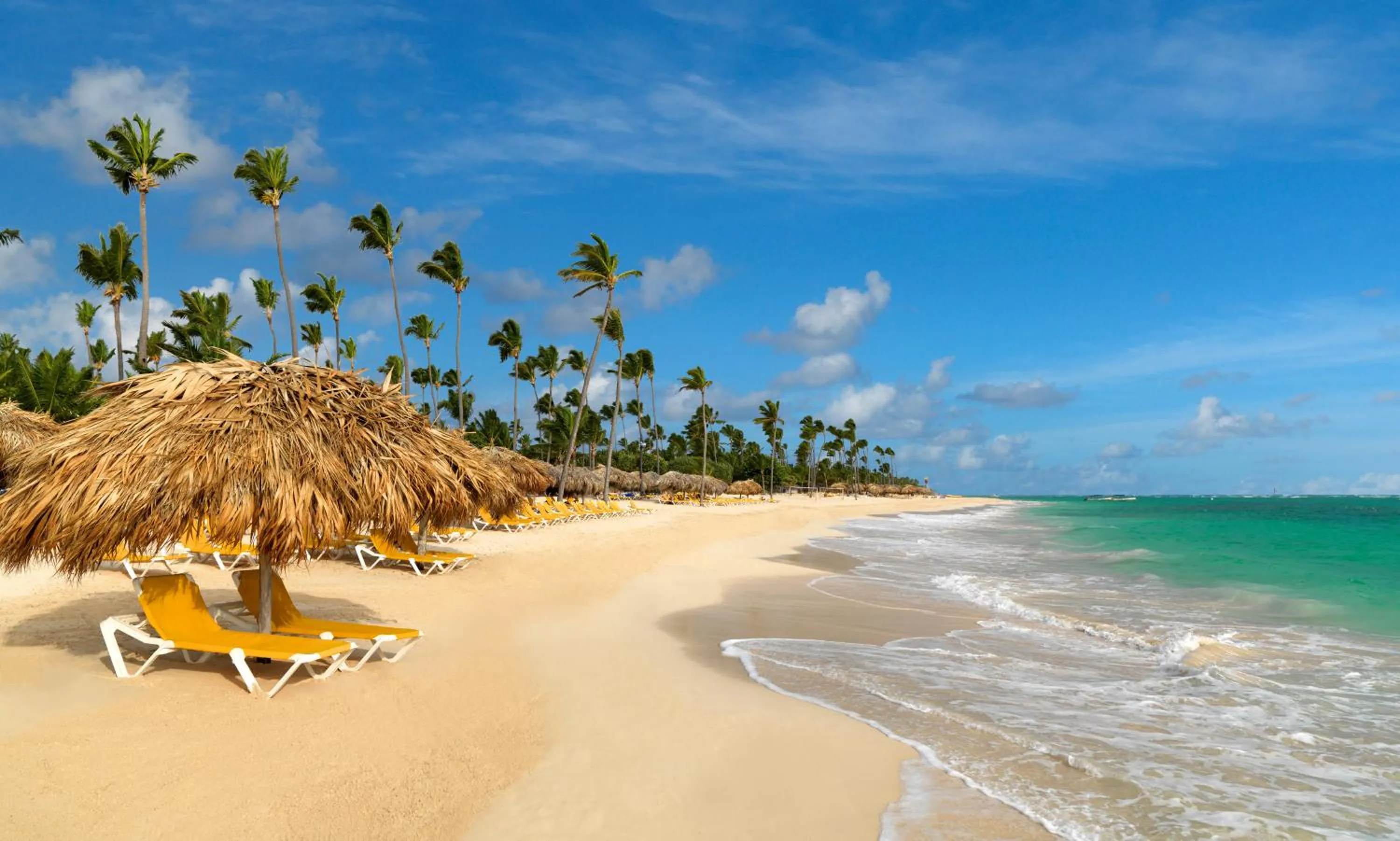 Beach in Iberostar Waves Dominicana - All Inclusive