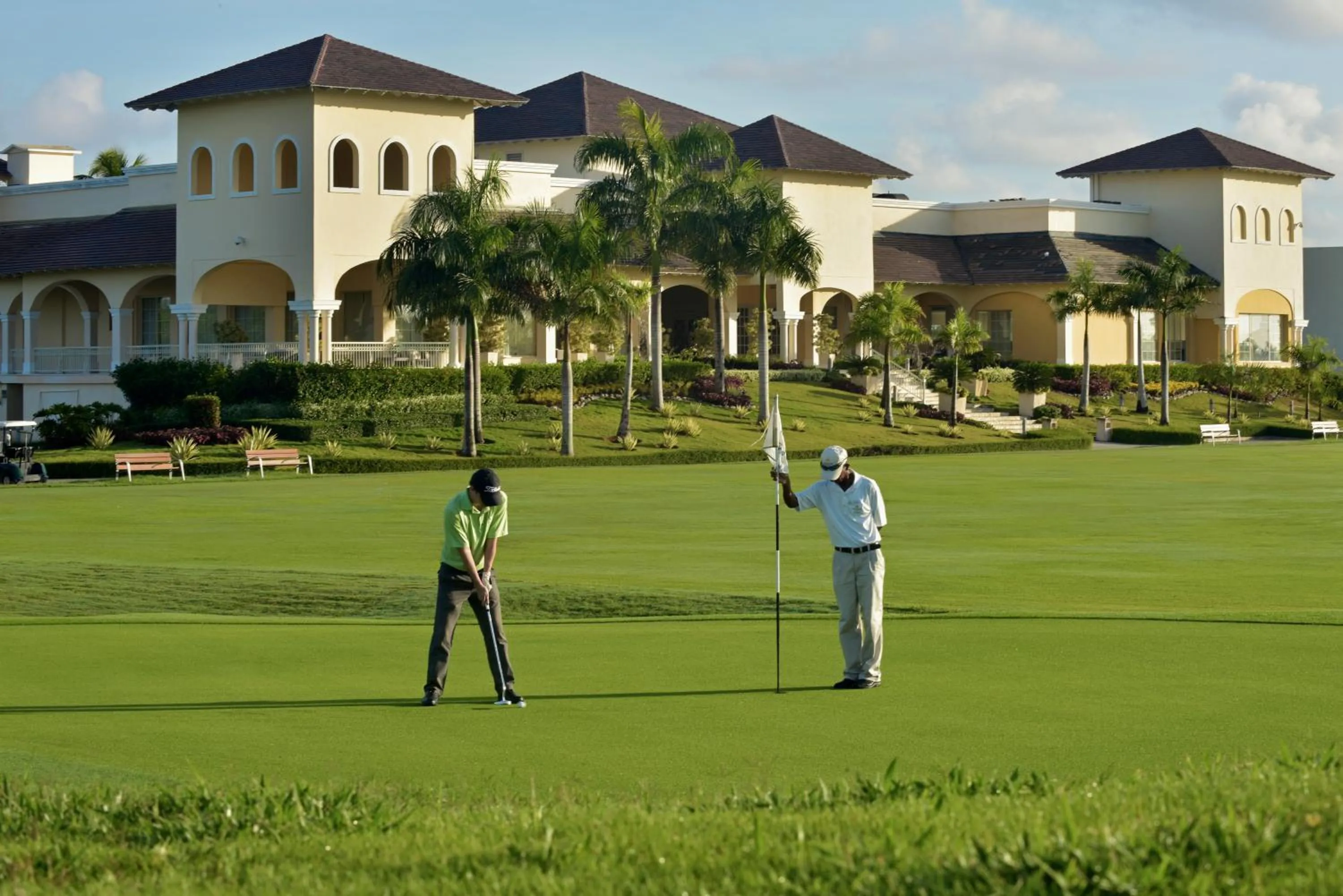 Golfcourse in Iberostar Waves Dominicana - All Inclusive